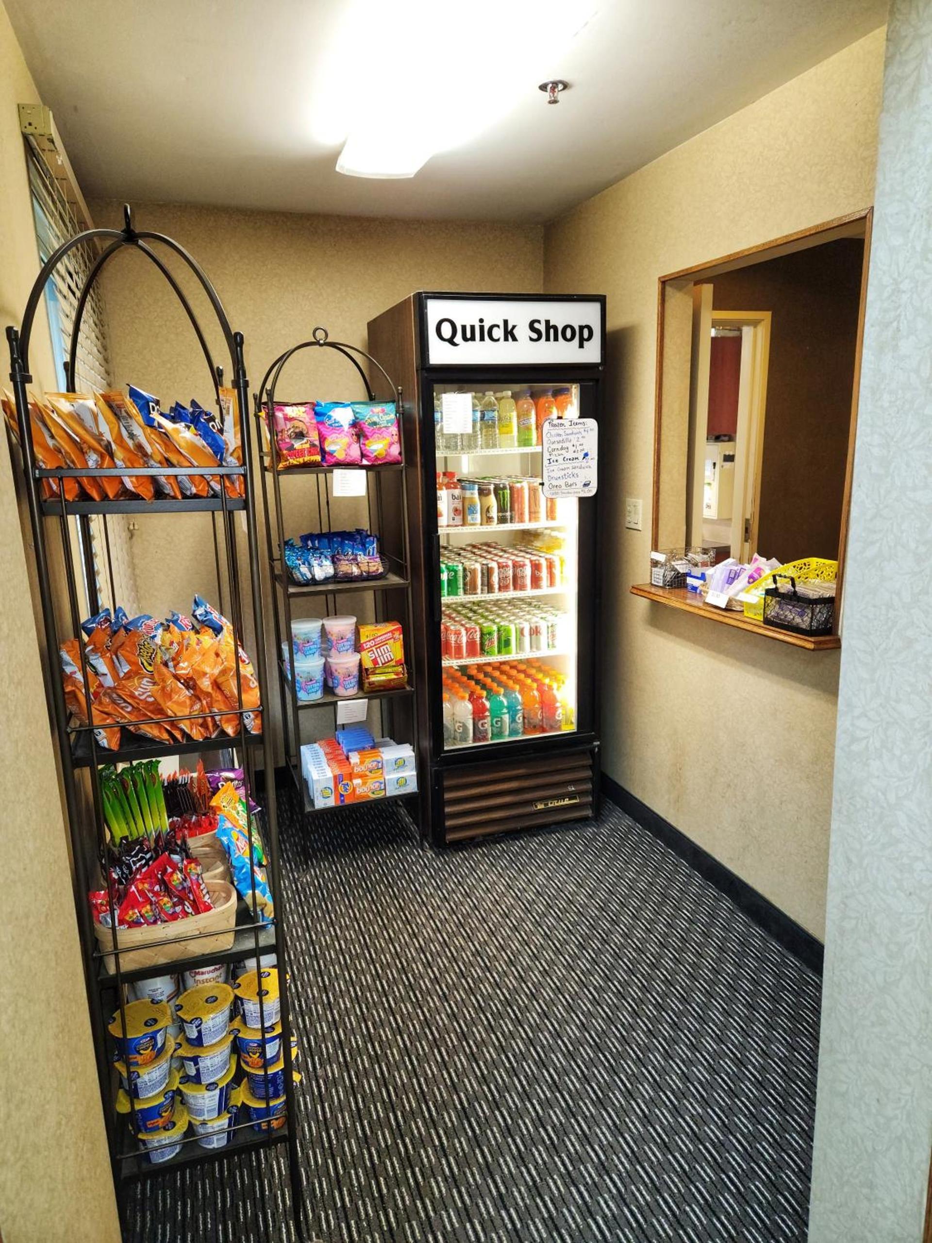 La Quinta by Wyndham Appleton College Avenue photo 52