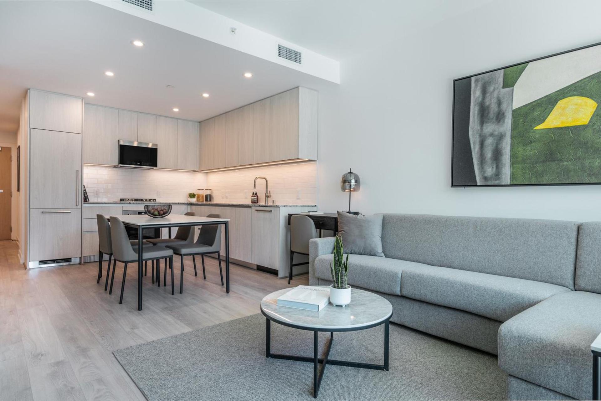 Level Long Beach - East Village photo 6