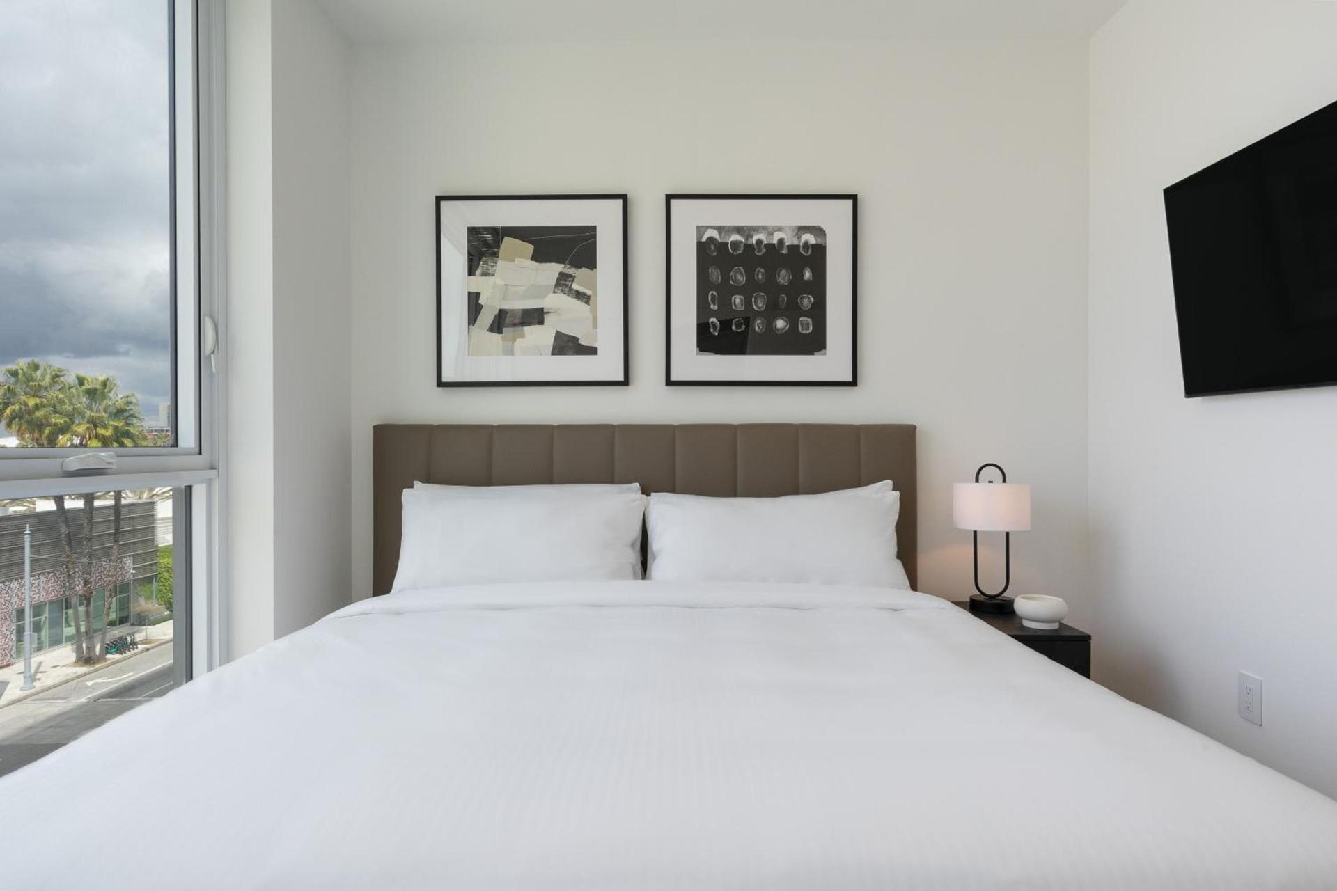Level Long Beach - East Village photo 50