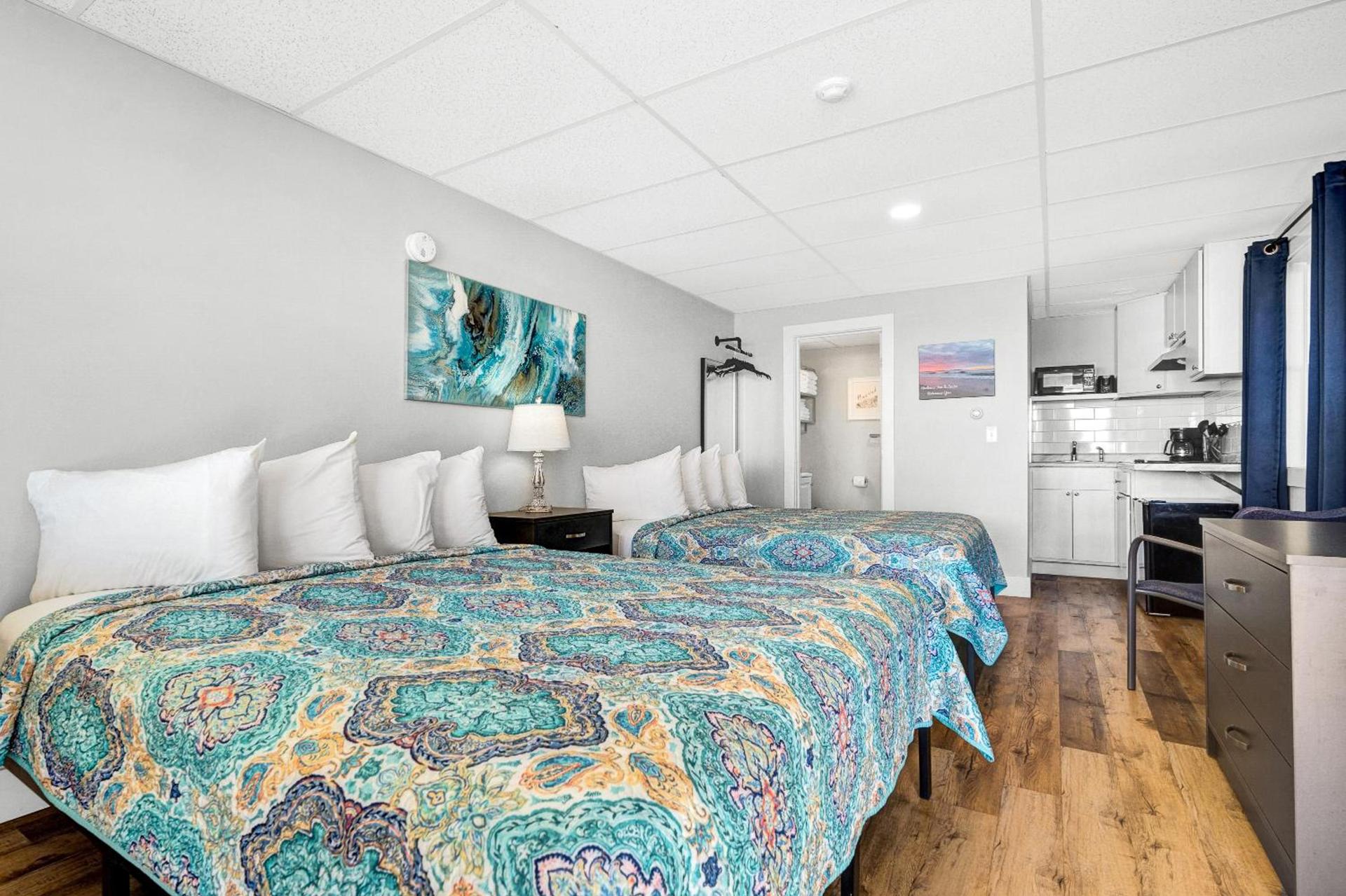 Abellona Inn & Suites photo 31