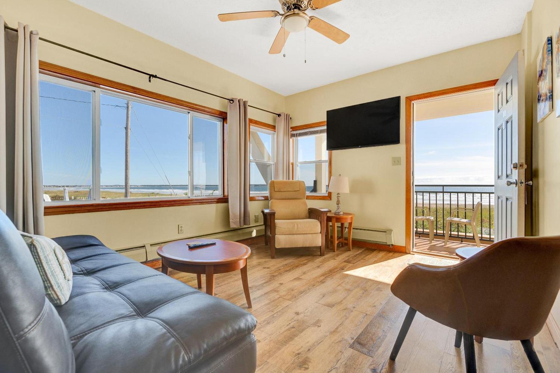 Abellona Inn & Suites photo 12