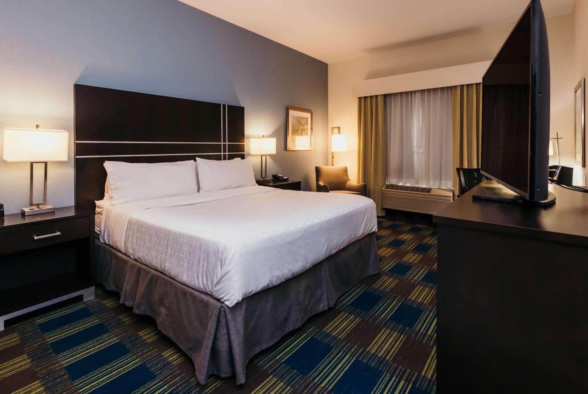 La Quinta Inn & Suites by Wyndham Ankeny IA - Des Moines IA photo 16