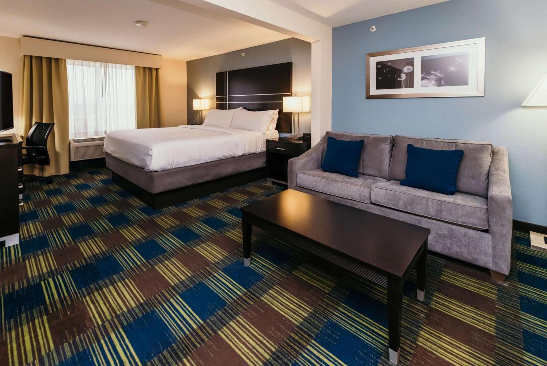 La Quinta Inn & Suites by Wyndham Ankeny IA - Des Moines IA photo 21
