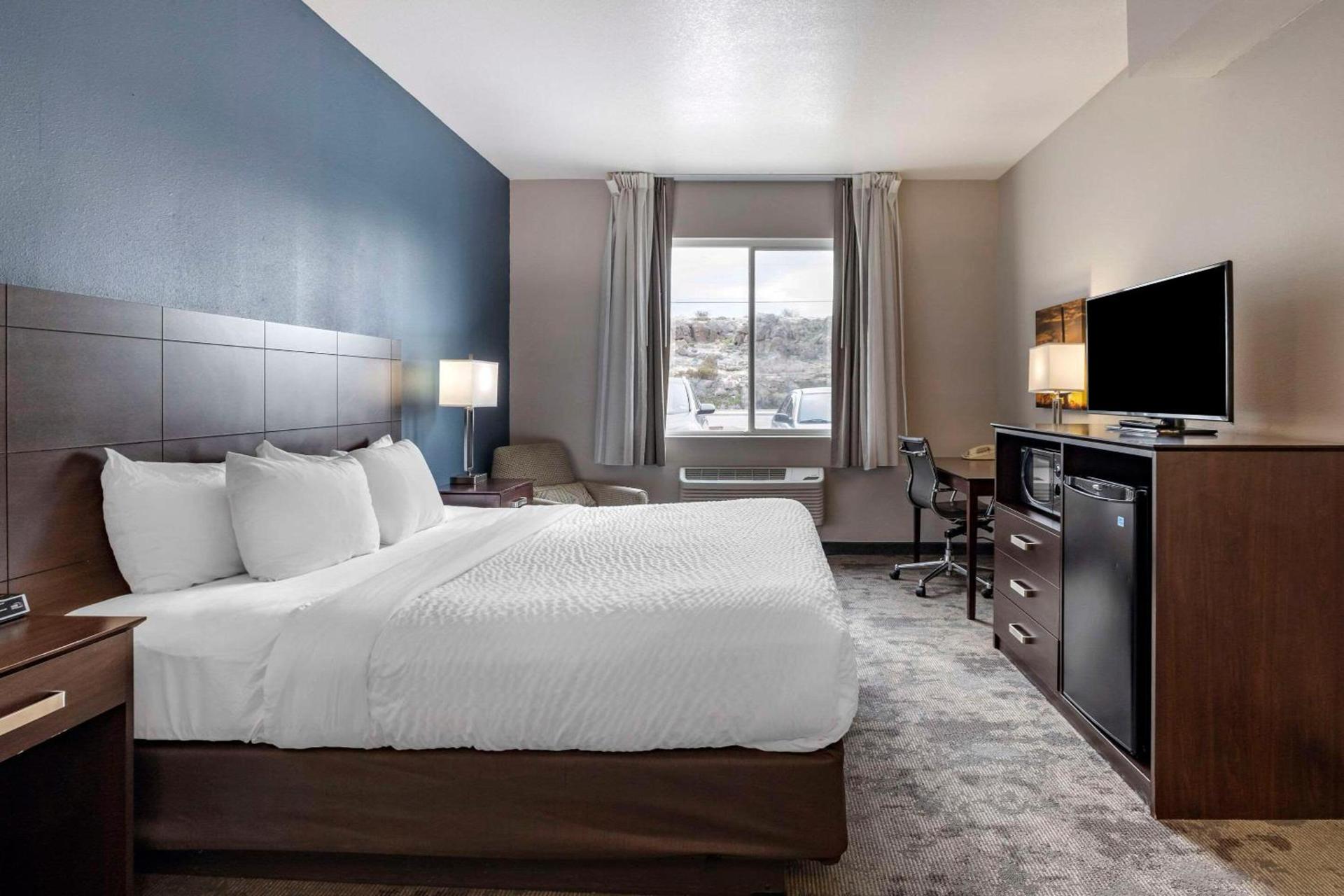 Clarion Inn Kingman I-40 Route 66 photo 13
