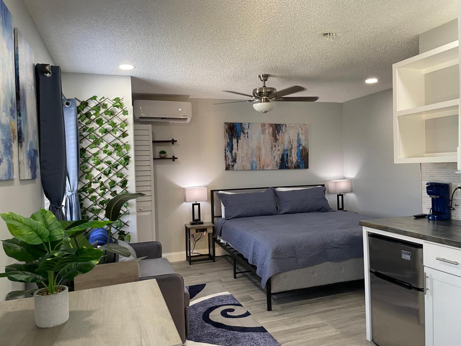 Sunny Palms Inn photo 18
