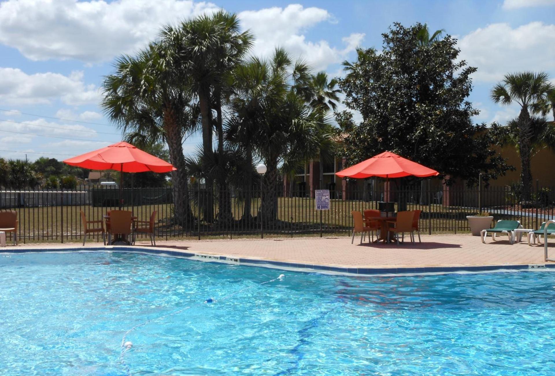 Ramada by Wyndham Davenport Orlando South photo 8