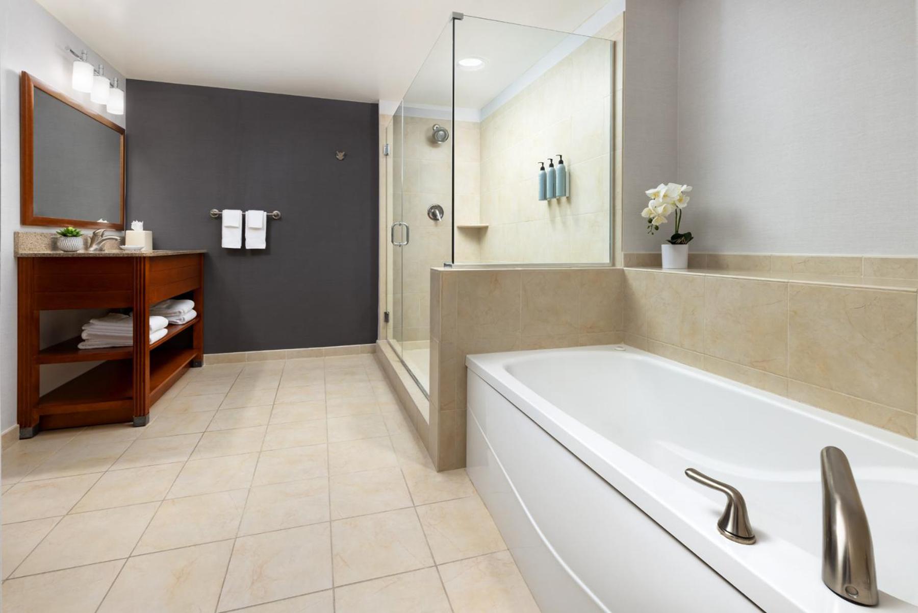 Courtyard by Marriott Atlantic City Beach Block photo 27