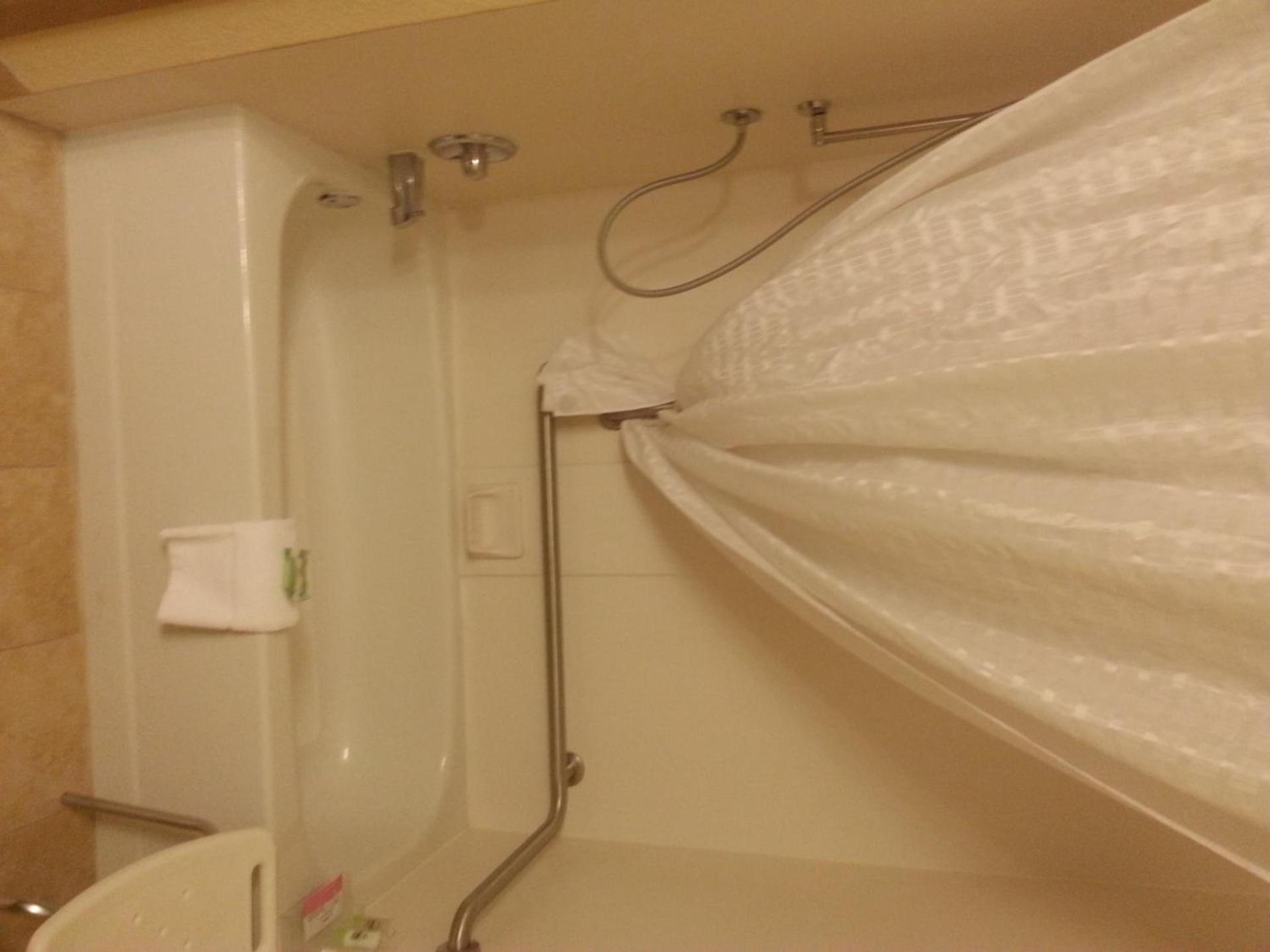 Quality Inn & Suites photo 22