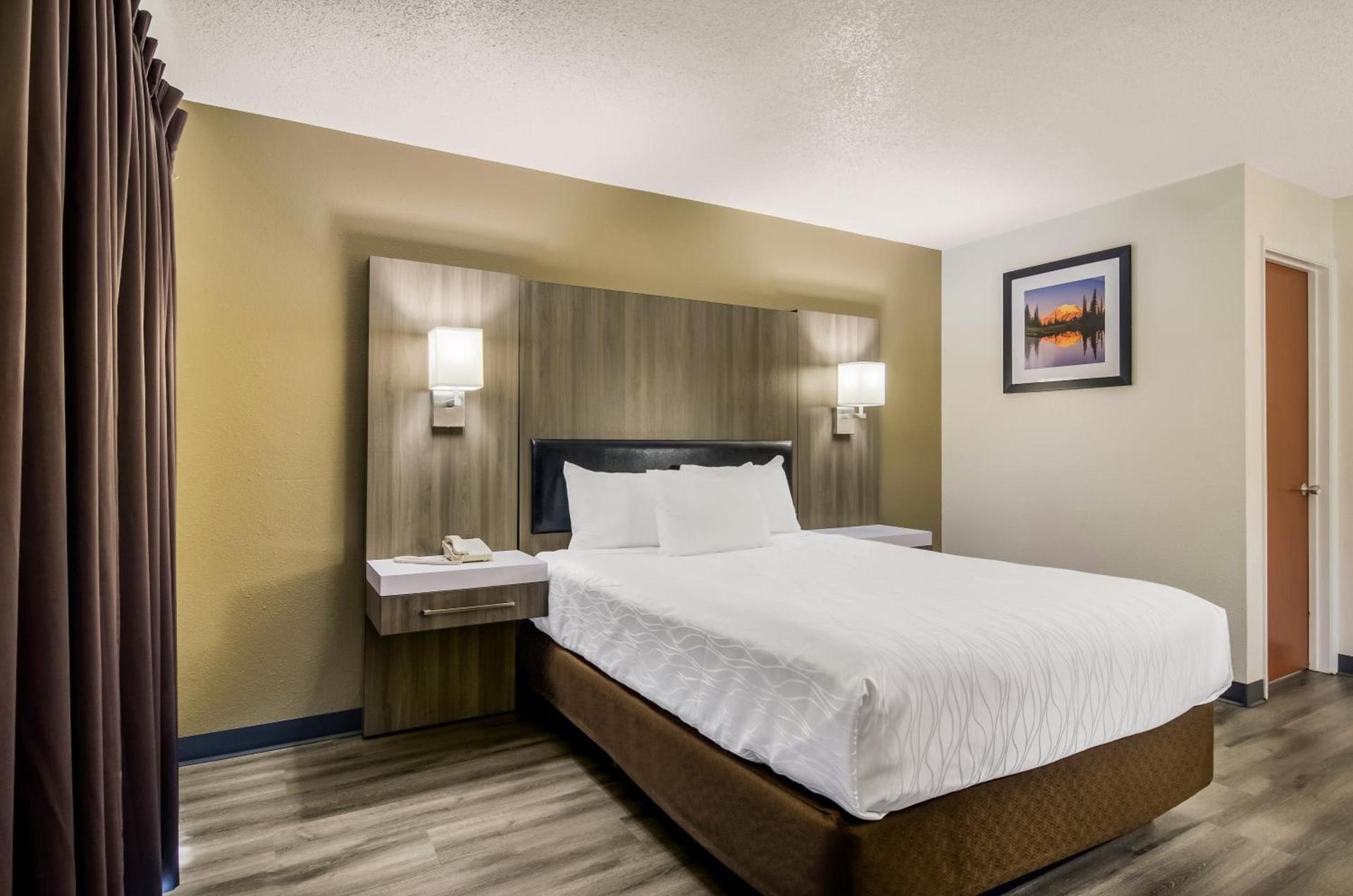 Rodeway Inn Enumclaw Mount Rainier-Crystal Mountain Area photo 24