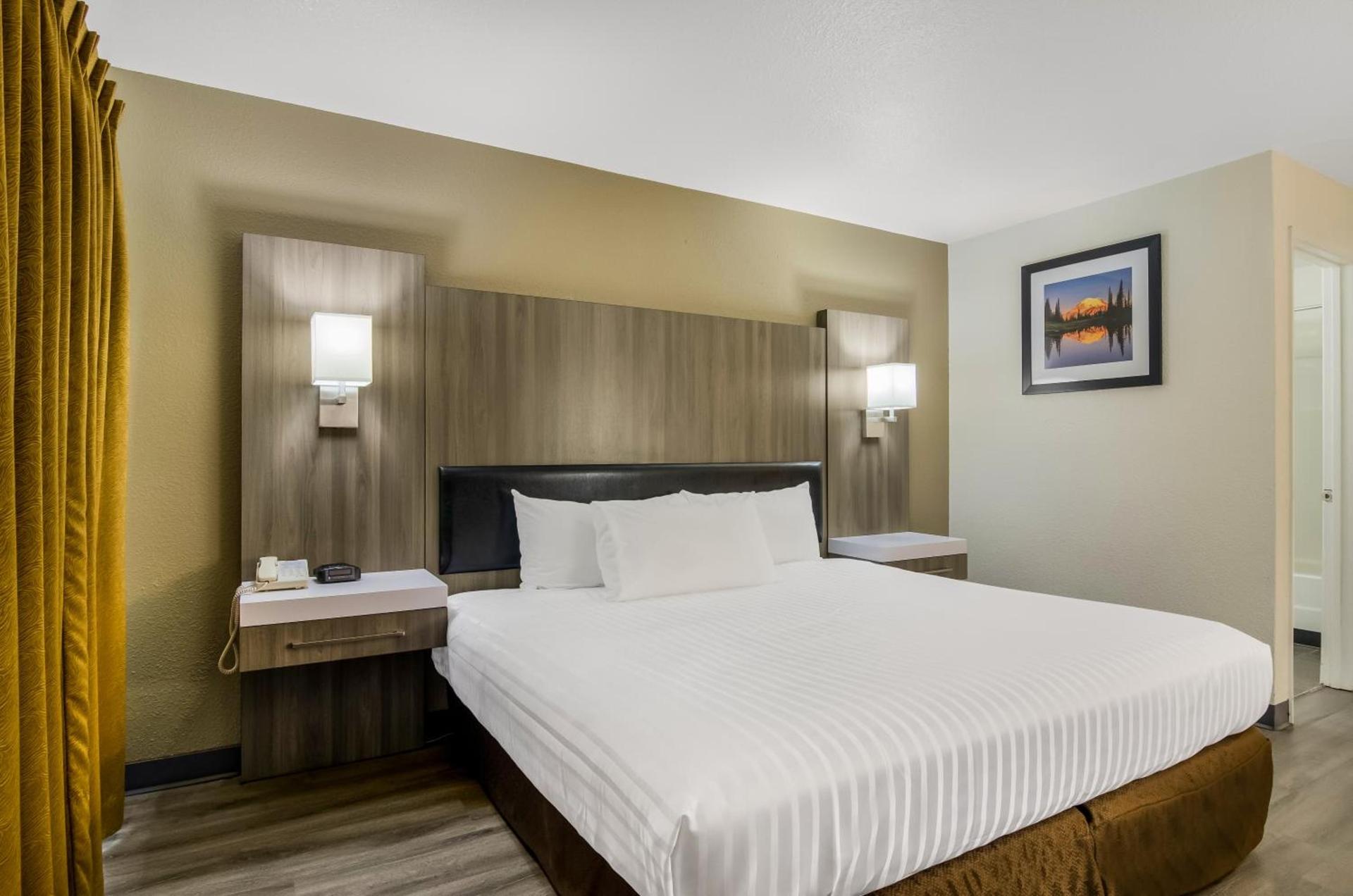 Rodeway Inn Enumclaw Mount Rainier-Crystal Mountain Area photo 29