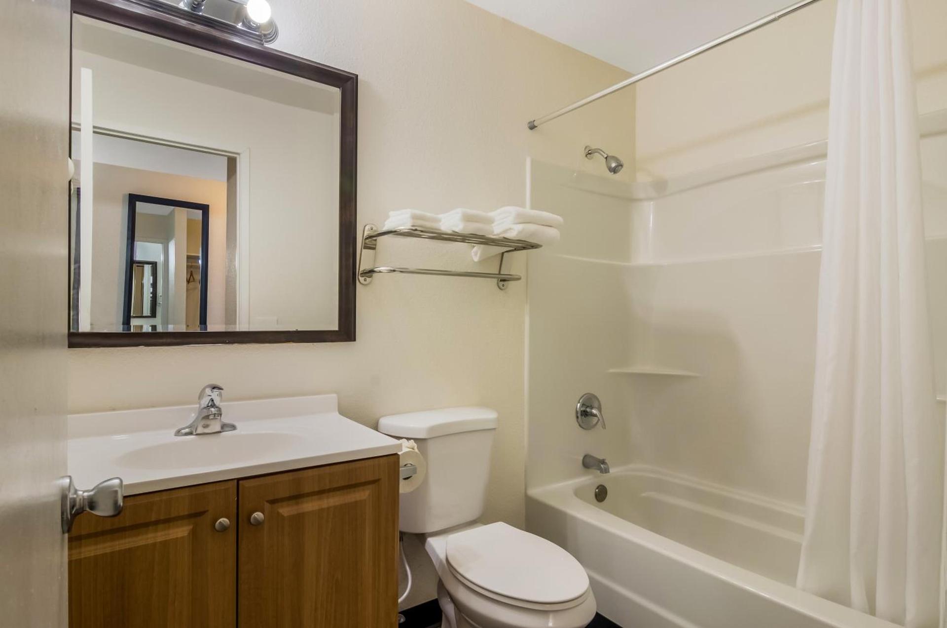 Rodeway Inn Enumclaw Mount Rainier-Crystal Mountain Area photo 31