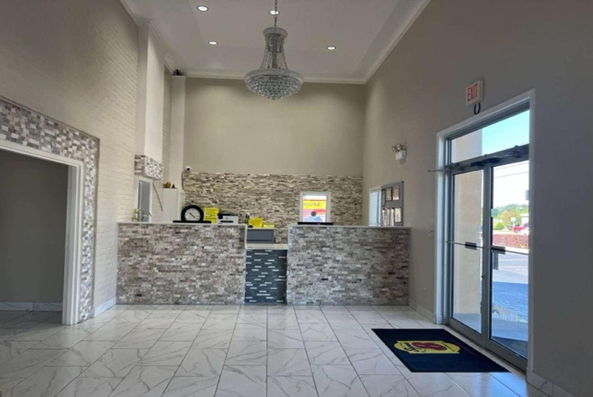 Super 8 by Wyndham Covington photo 4
