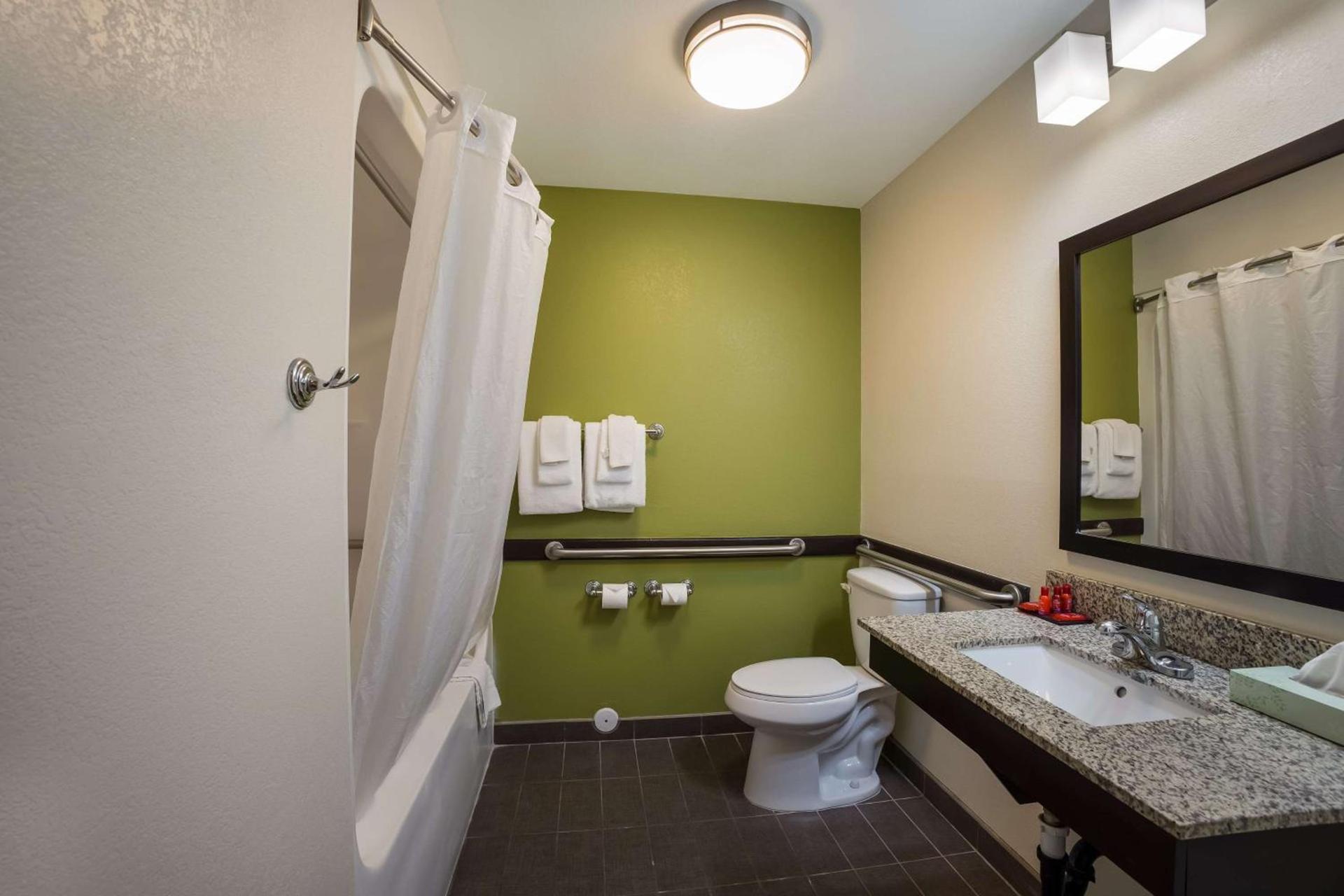 SureStay Plus by Best Western Mesa Superstition Springs photo 19