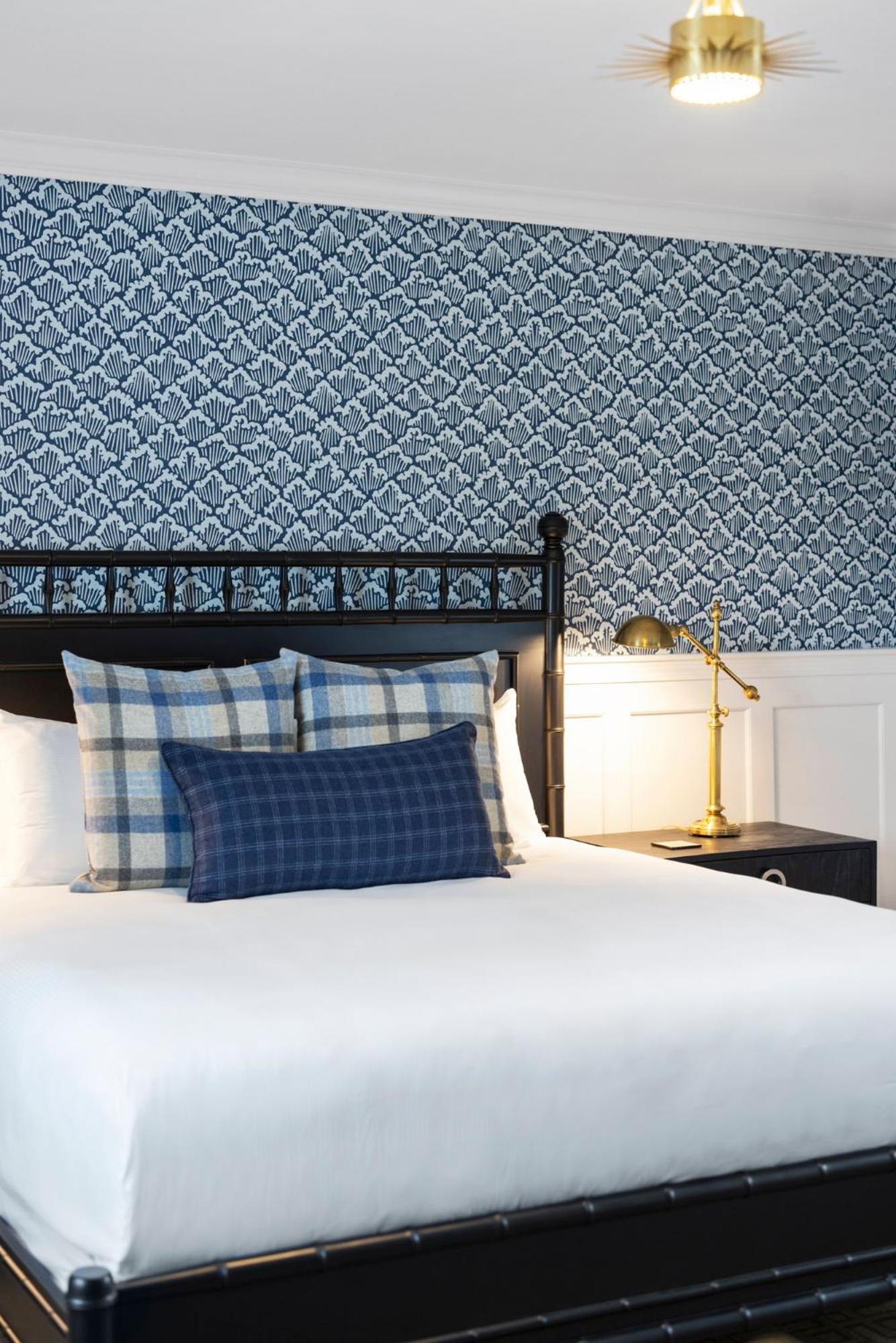 Kennebunkport Inn photo 13