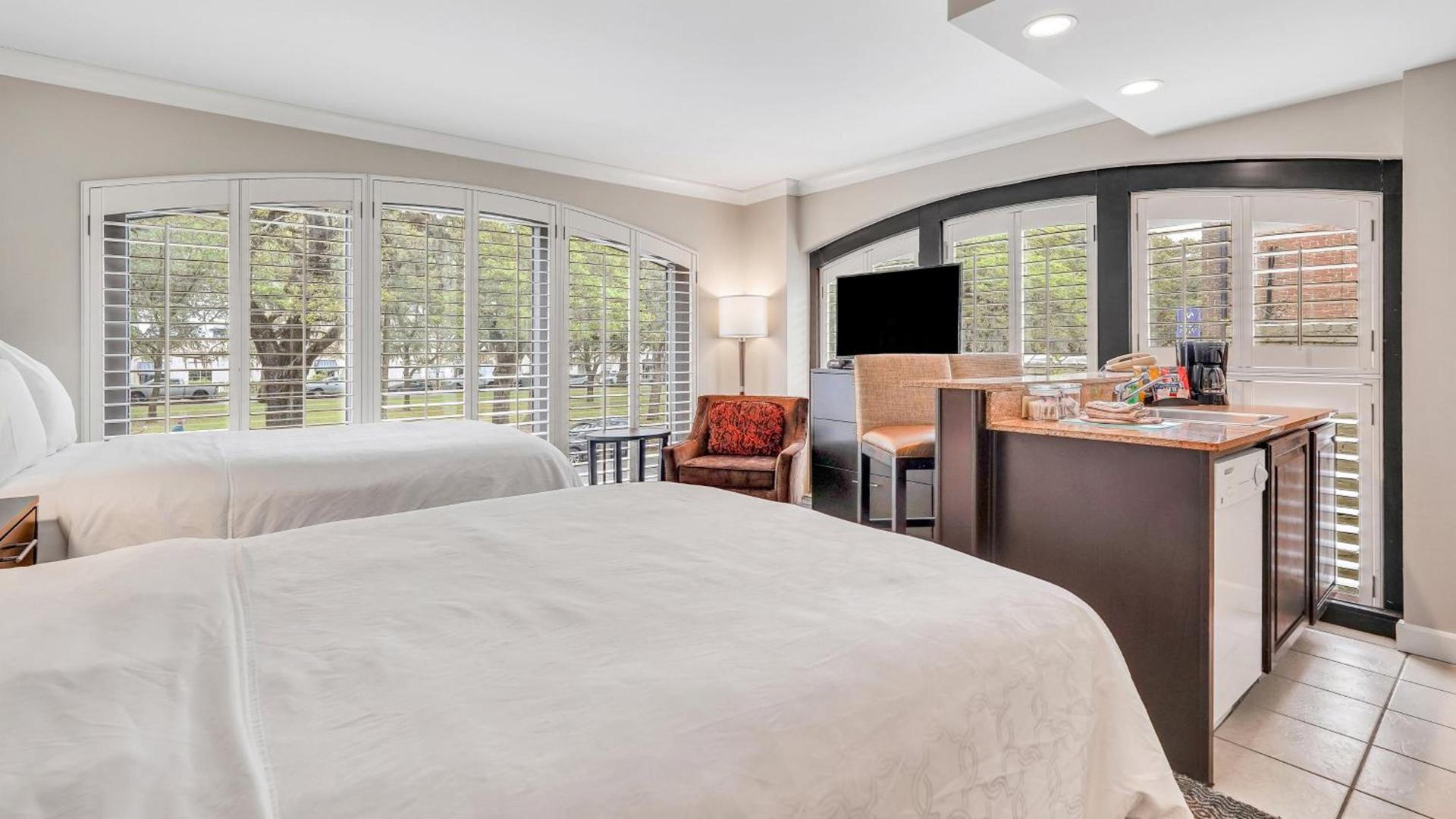Staybridge Suites Savannah Historic District by IHG photo 20