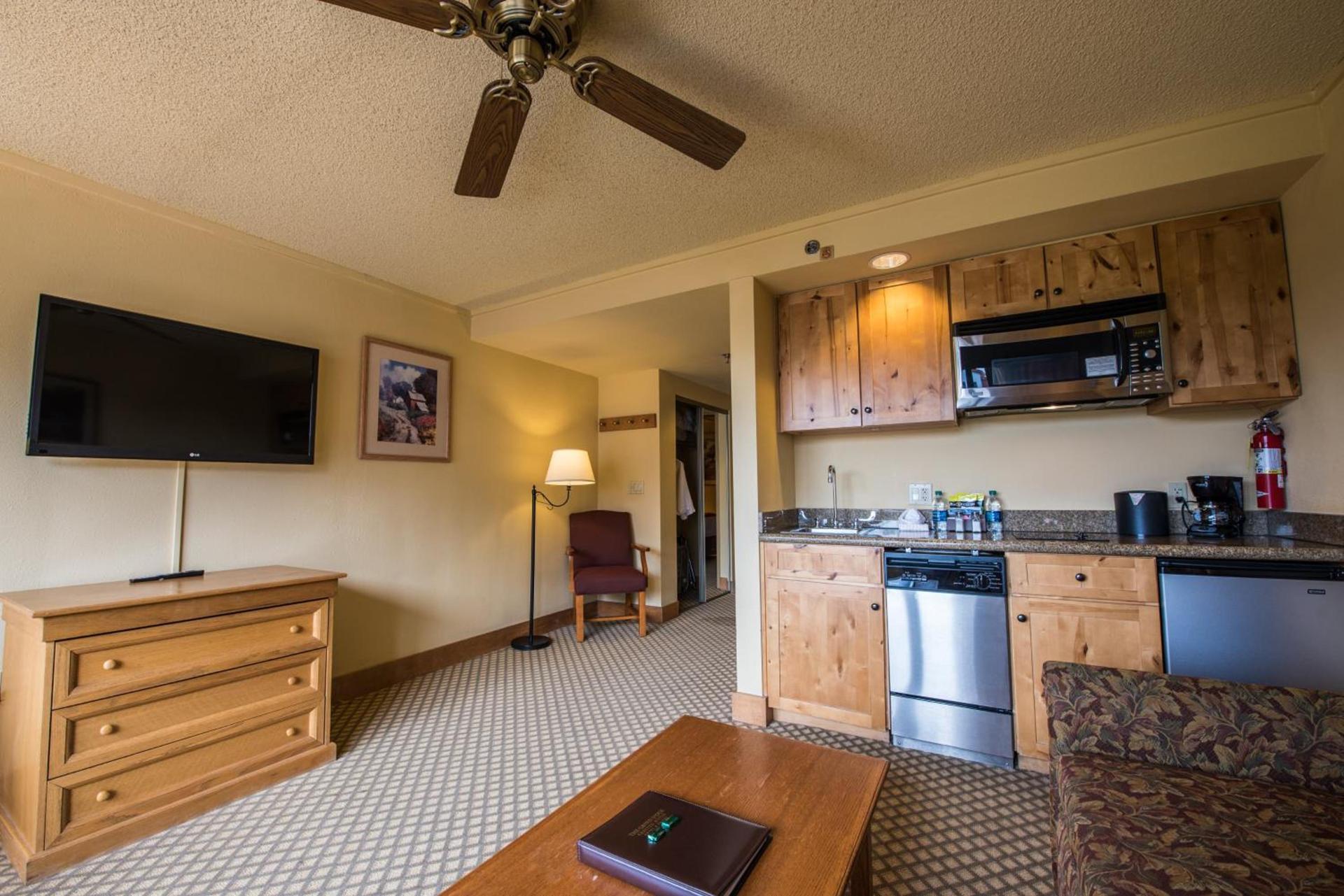 The Grand Lodge, A Vail Resorts Property photo 86