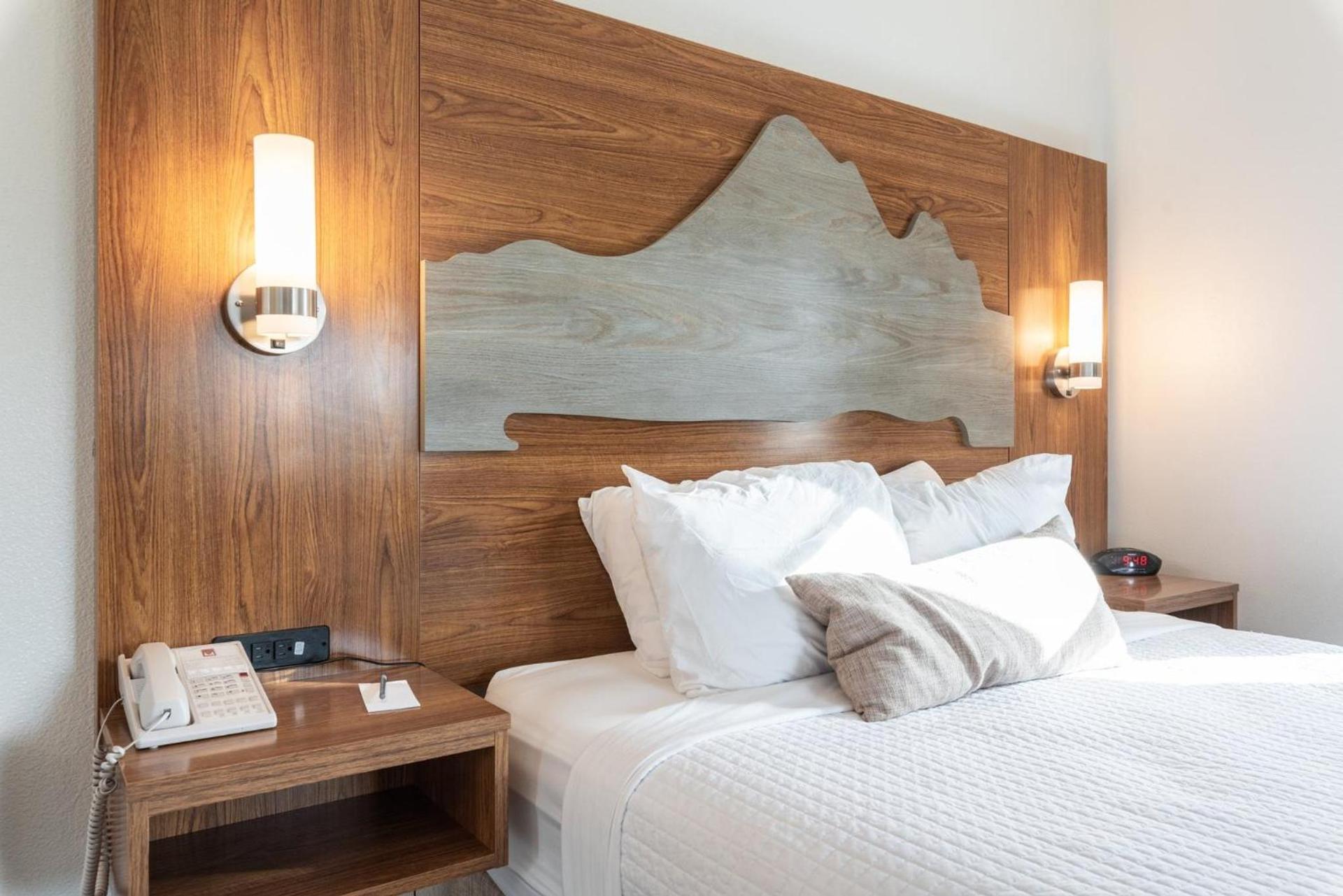 Marshall Suites Bainbridge Island, SureStay Collection by BW photo 89
