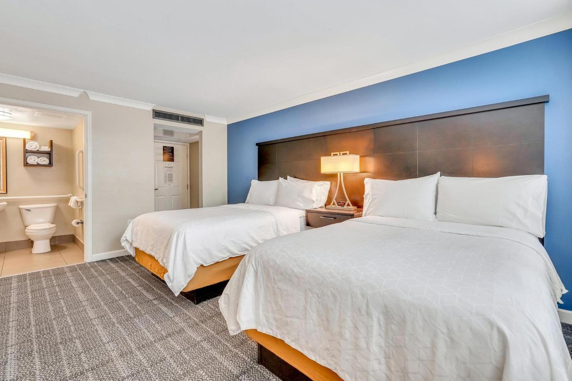 Staybridge Suites Savannah Historic District by IHG photo 28