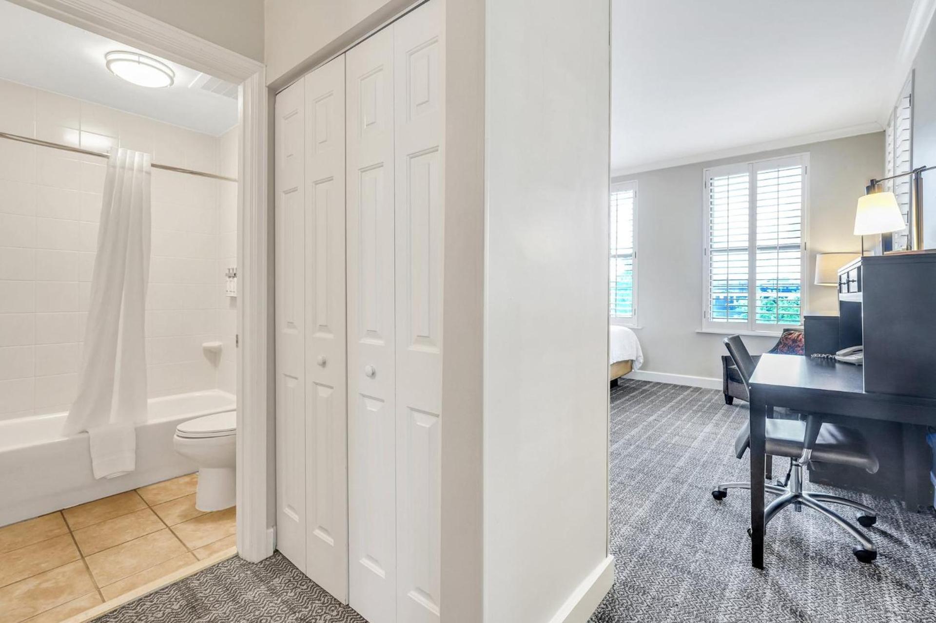 Staybridge Suites Savannah Historic District by IHG photo 26