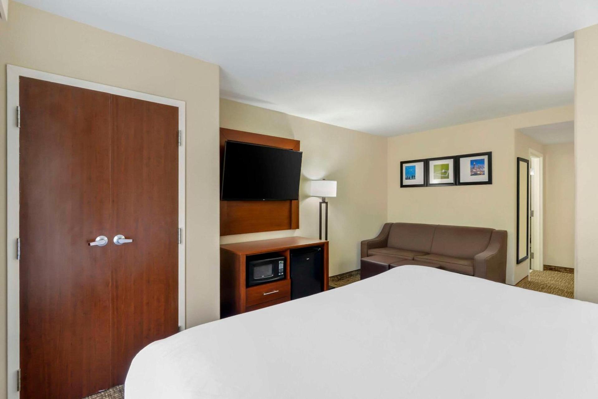 Comfort Suites At Kennesaw State University photo 18