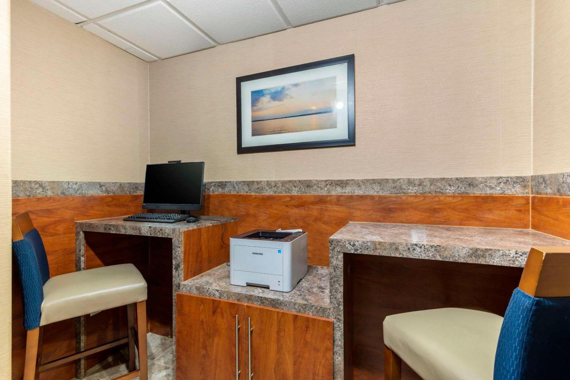 Comfort Suites At Kennesaw State University photo 29
