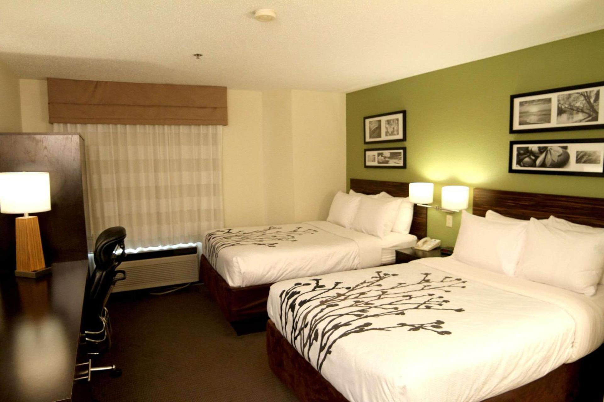 Sleep Inn Sandusky photo 11