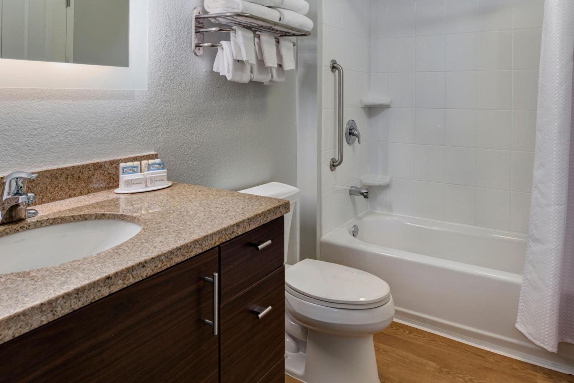 TownePlace Suites by Marriott Monroe photo 23