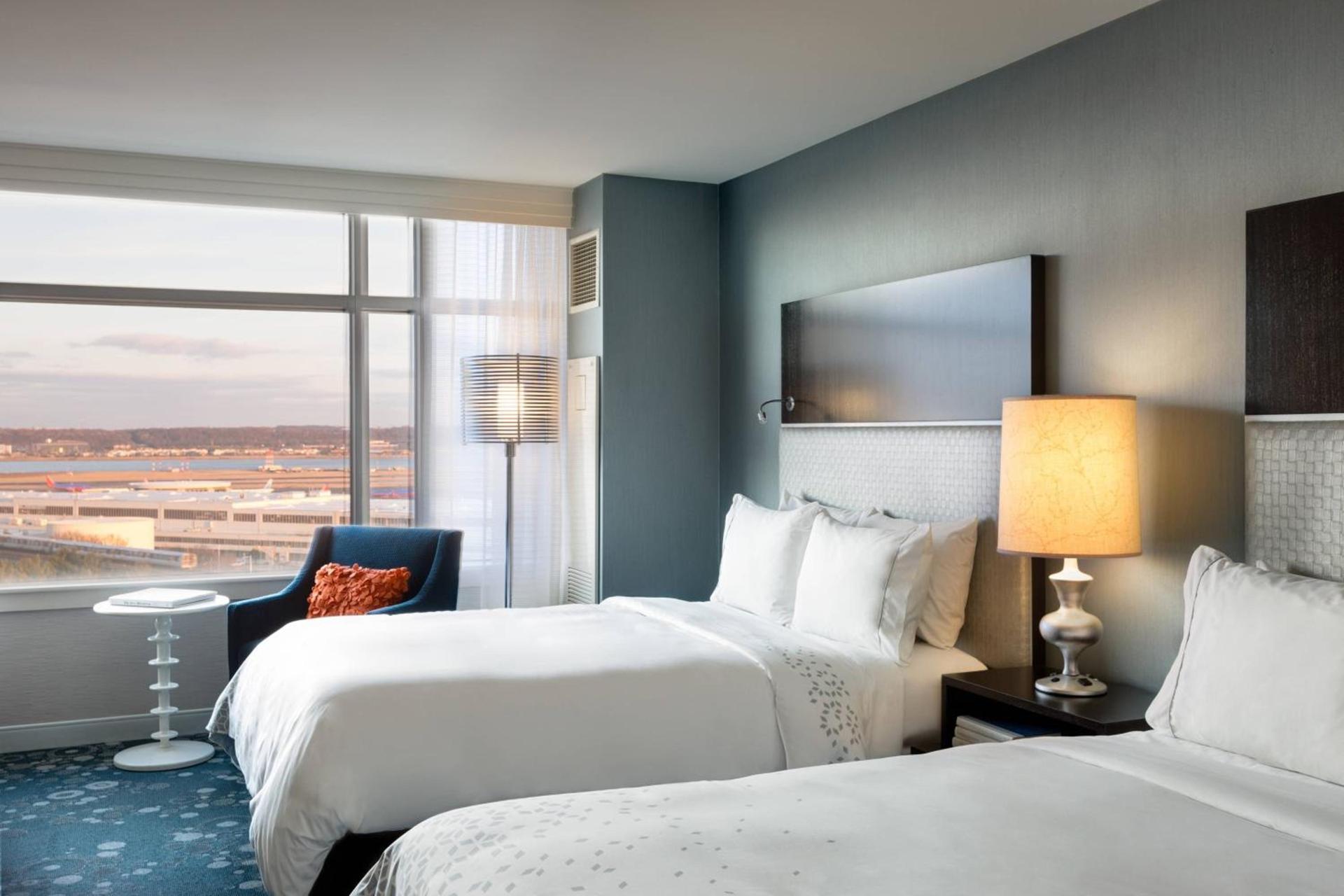 Renaissance Arlington Capital View Hotel photo 10