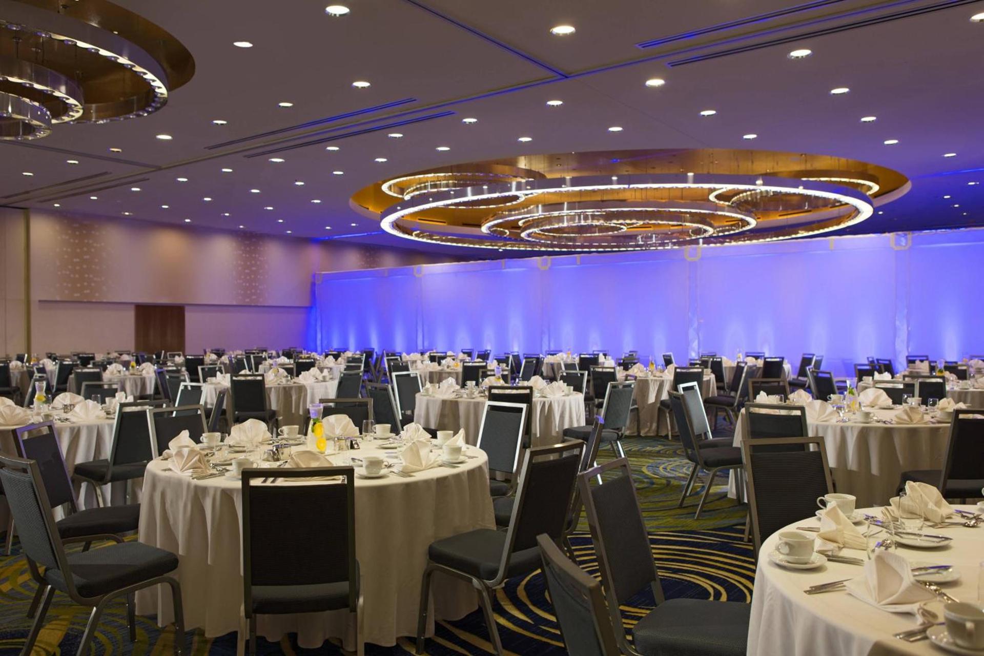 Renaissance Arlington Capital View Hotel photo 48