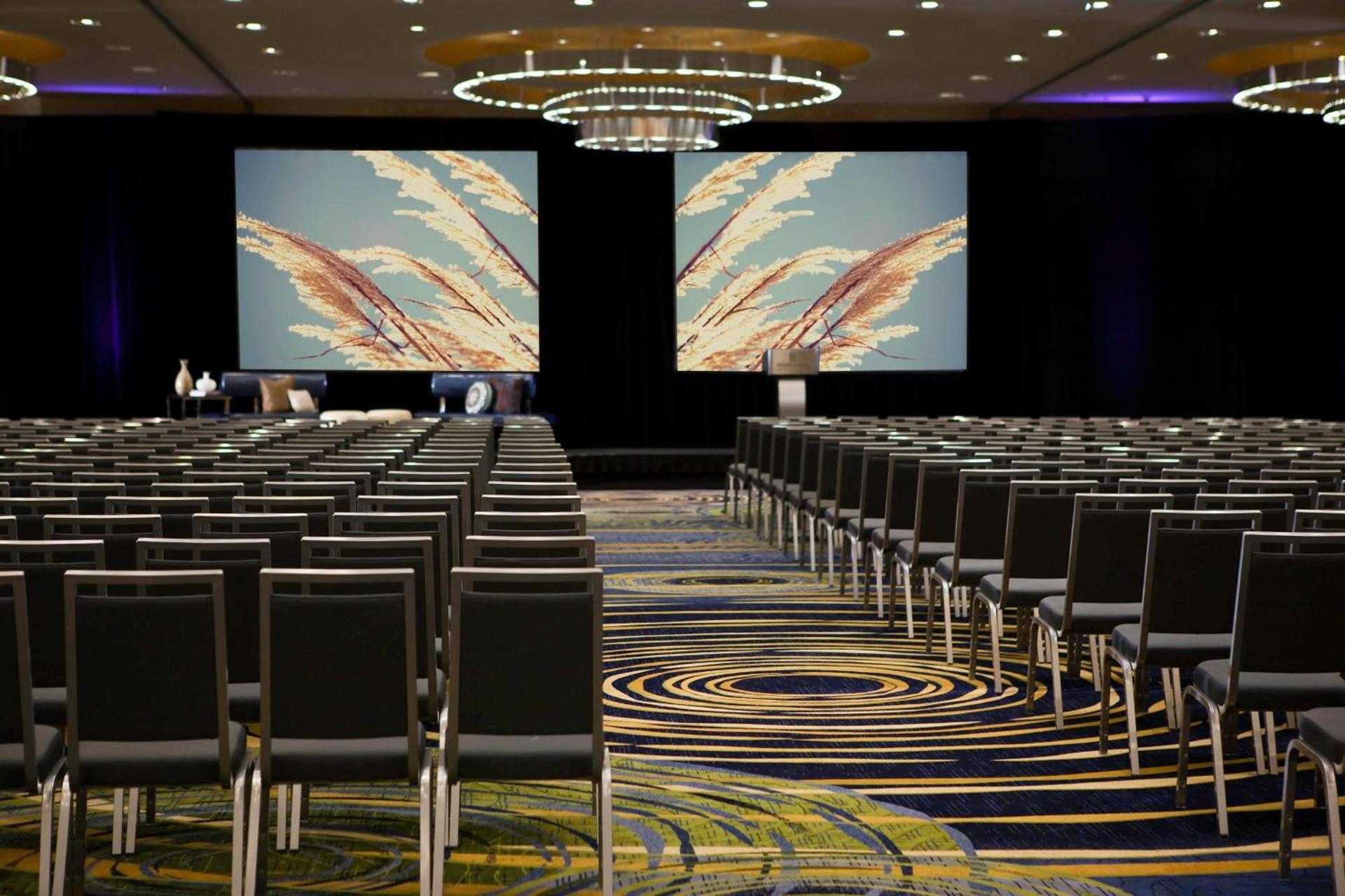 Renaissance Arlington Capital View Hotel photo 50