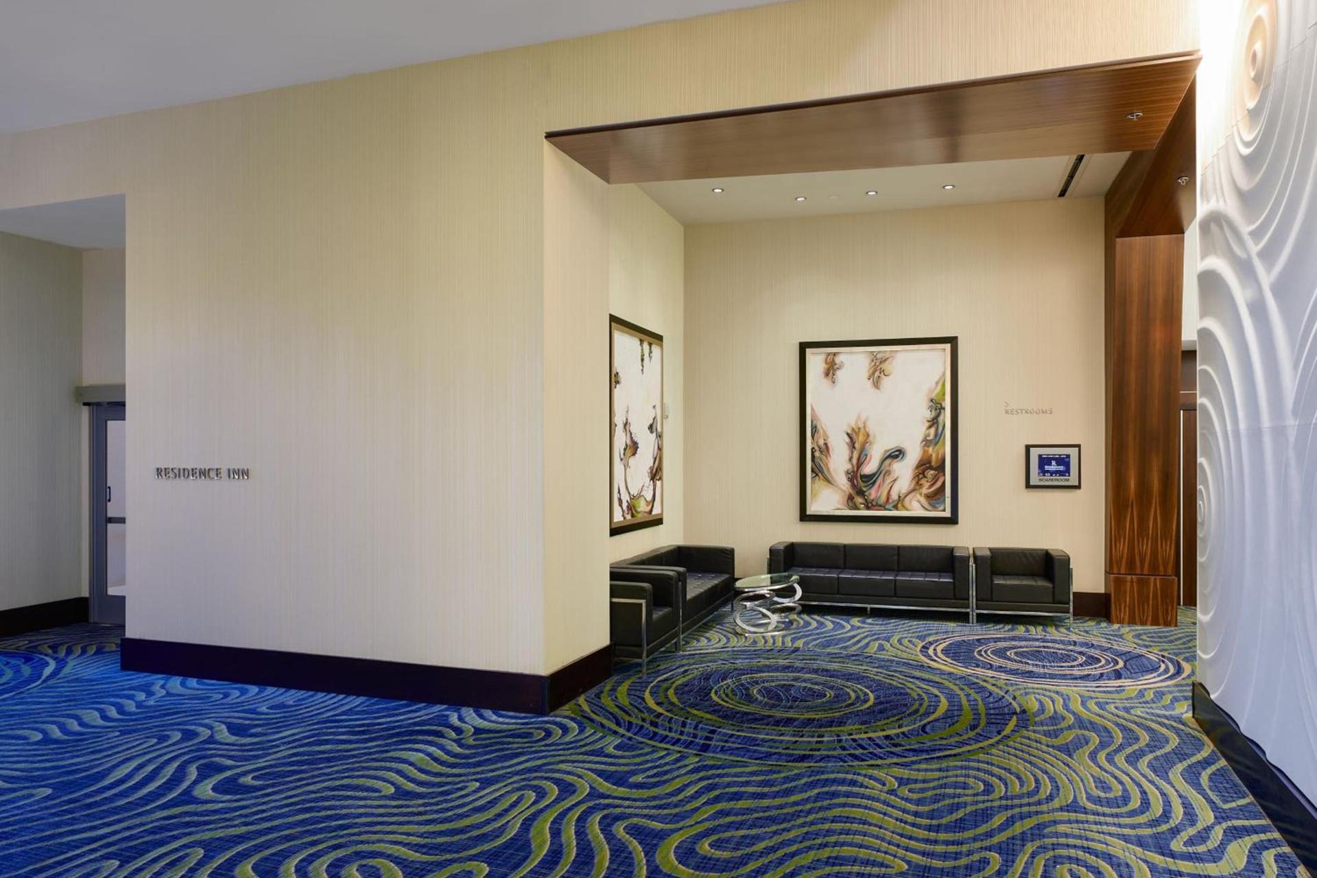 Renaissance Arlington Capital View Hotel photo 54