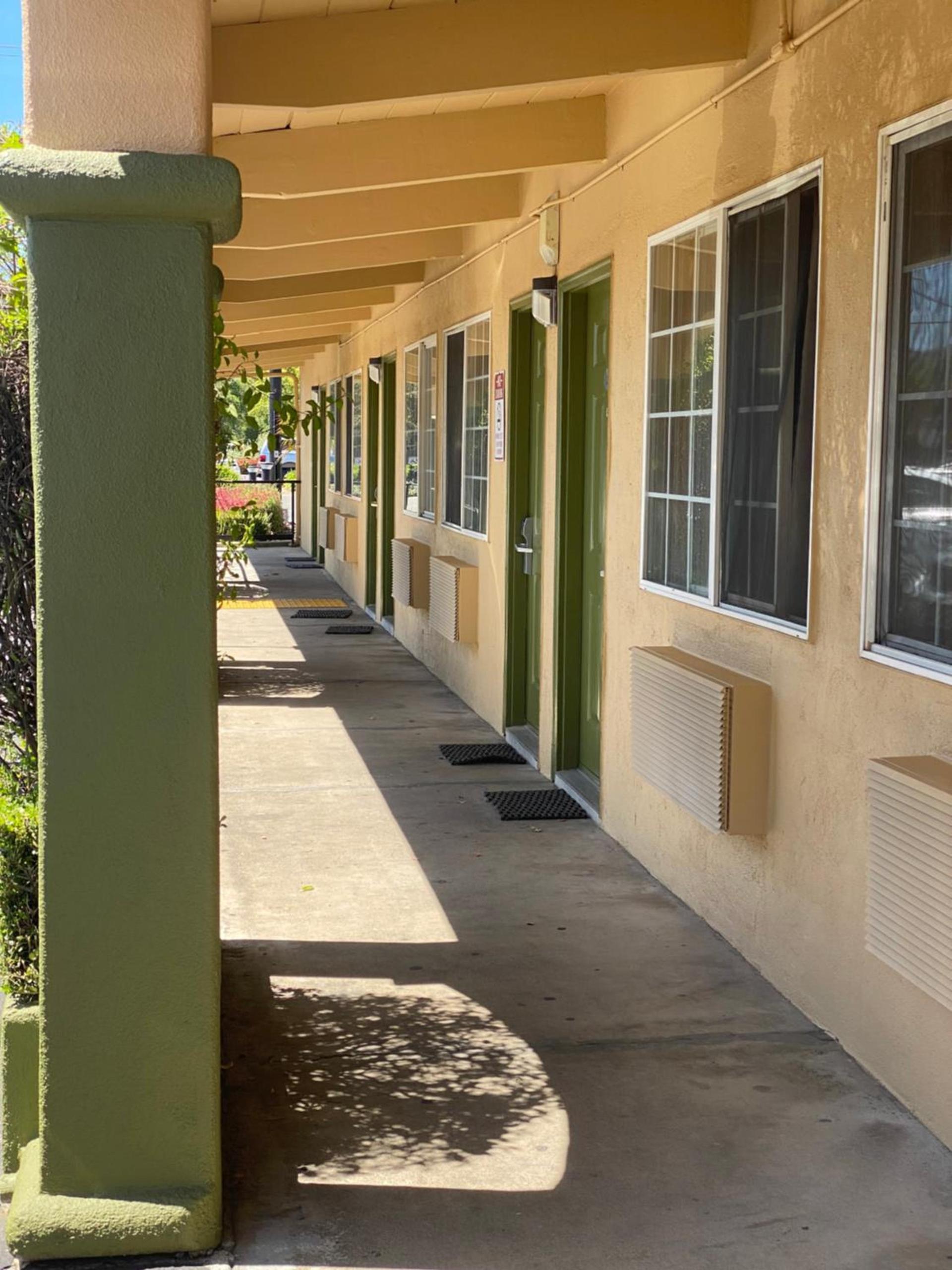Holiday Motel — hotel in Morgan Hill