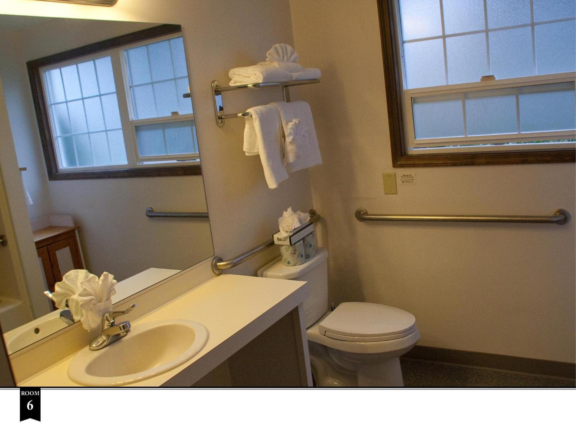 Ecola Creek Lodge photo 95