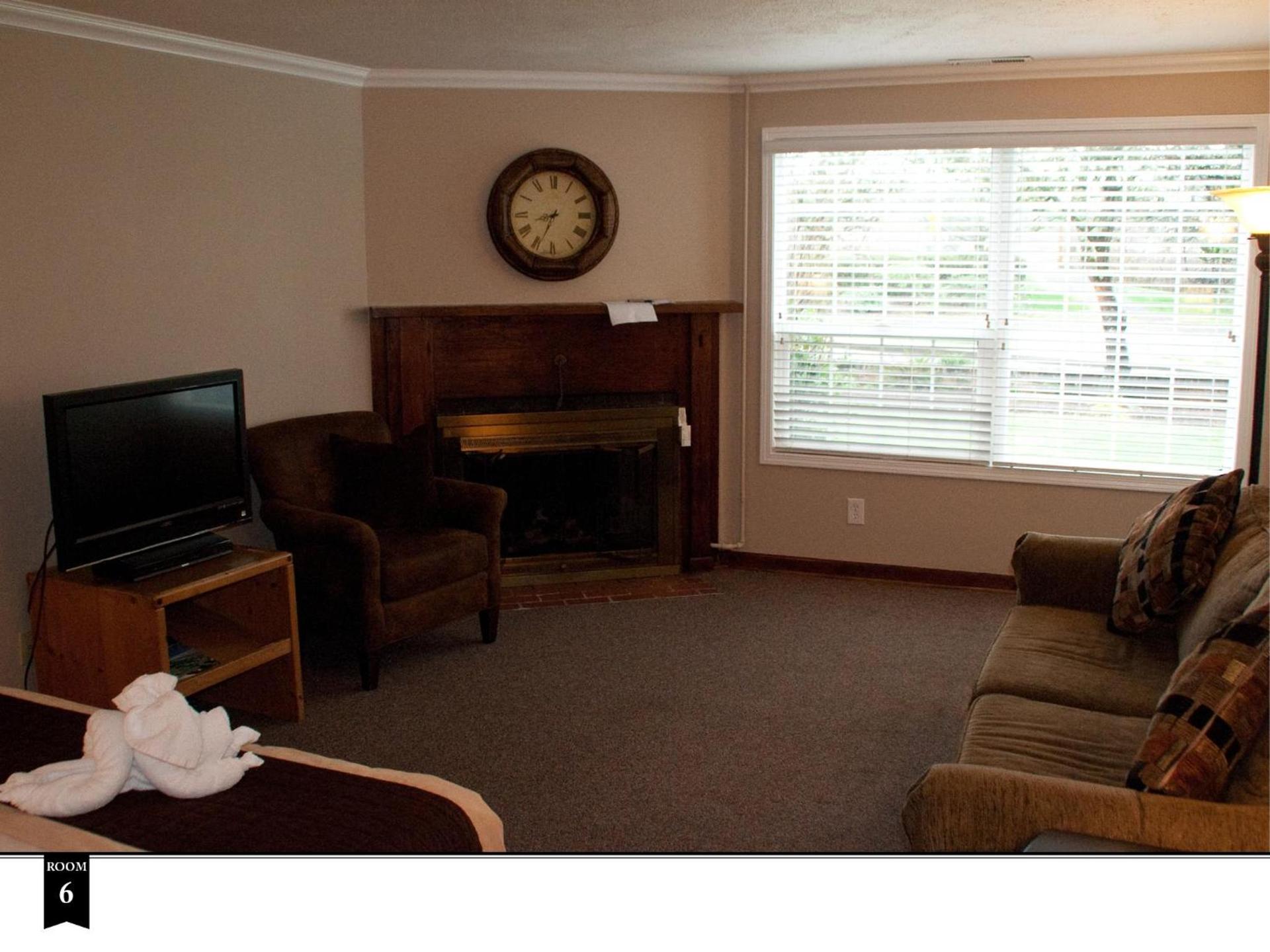 Ecola Creek Lodge photo 96