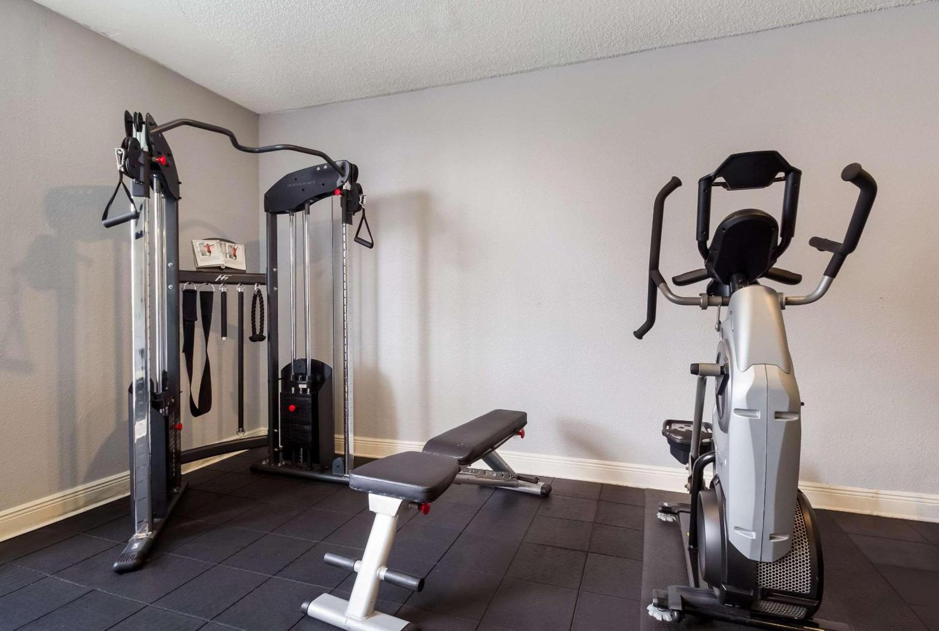 Quality Inn Houston East I-10 photo 20