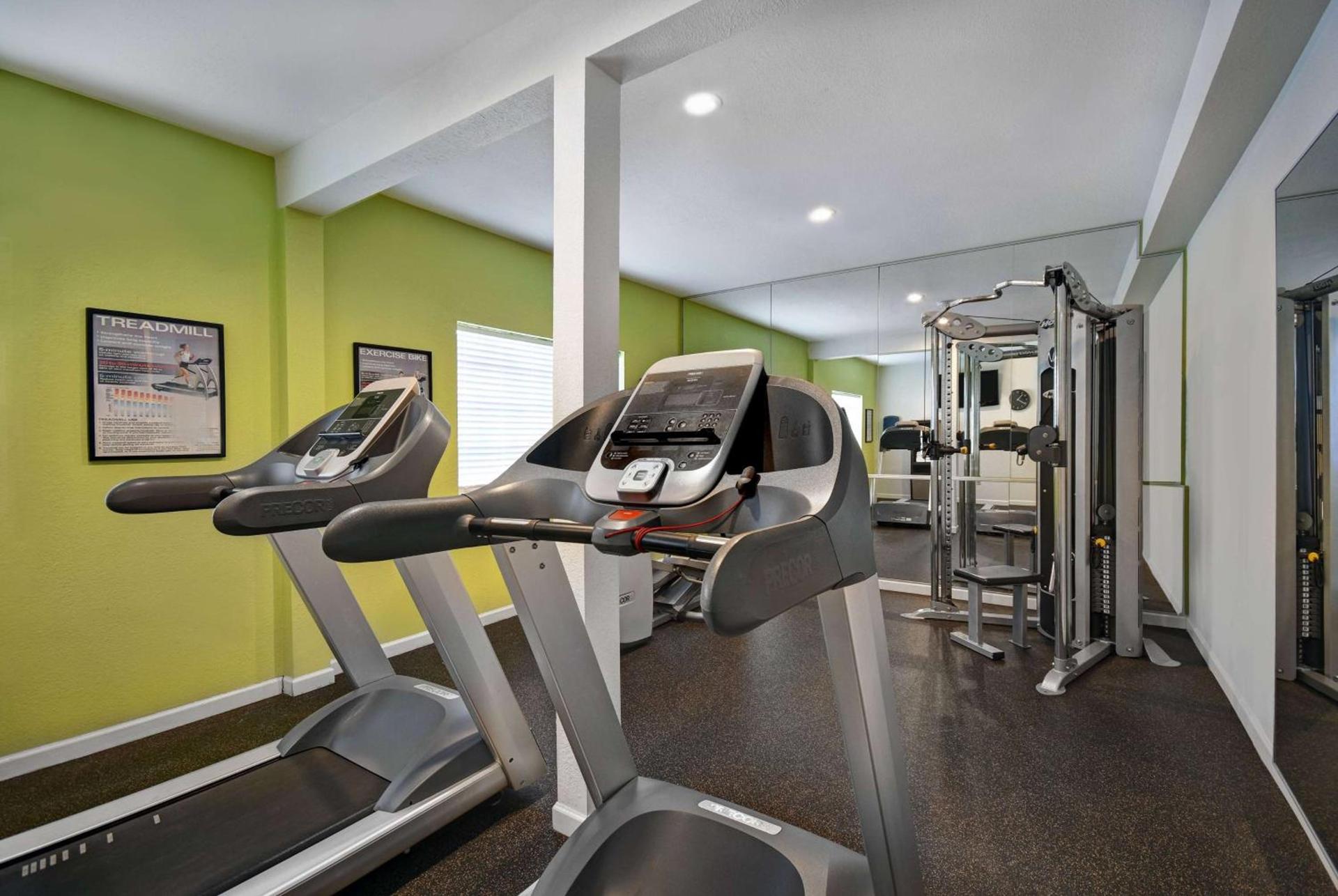 Studio 6 Houston, TX - Westchase photo 45
