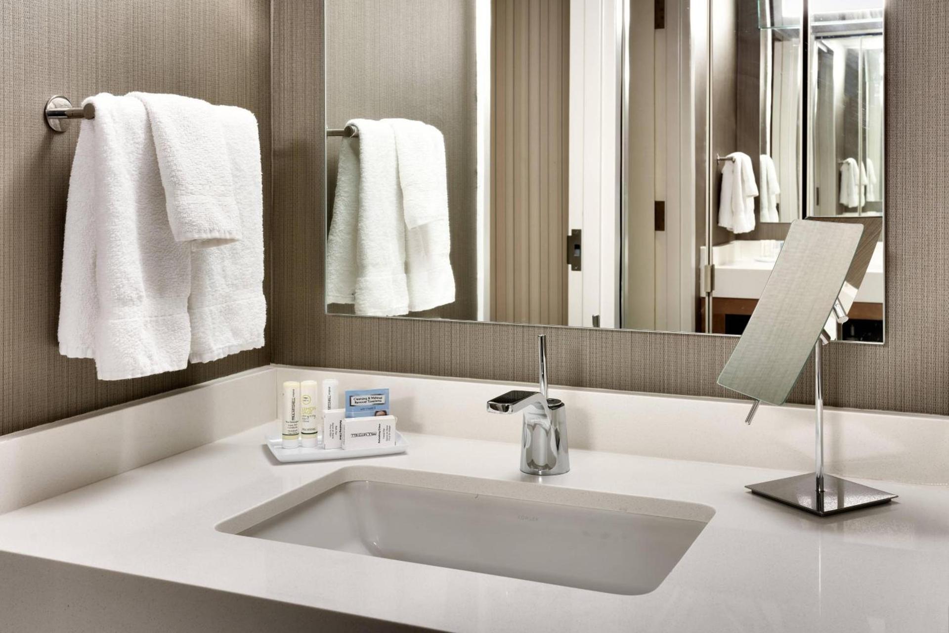 Courtyard by Marriott Albuquerque photo 12