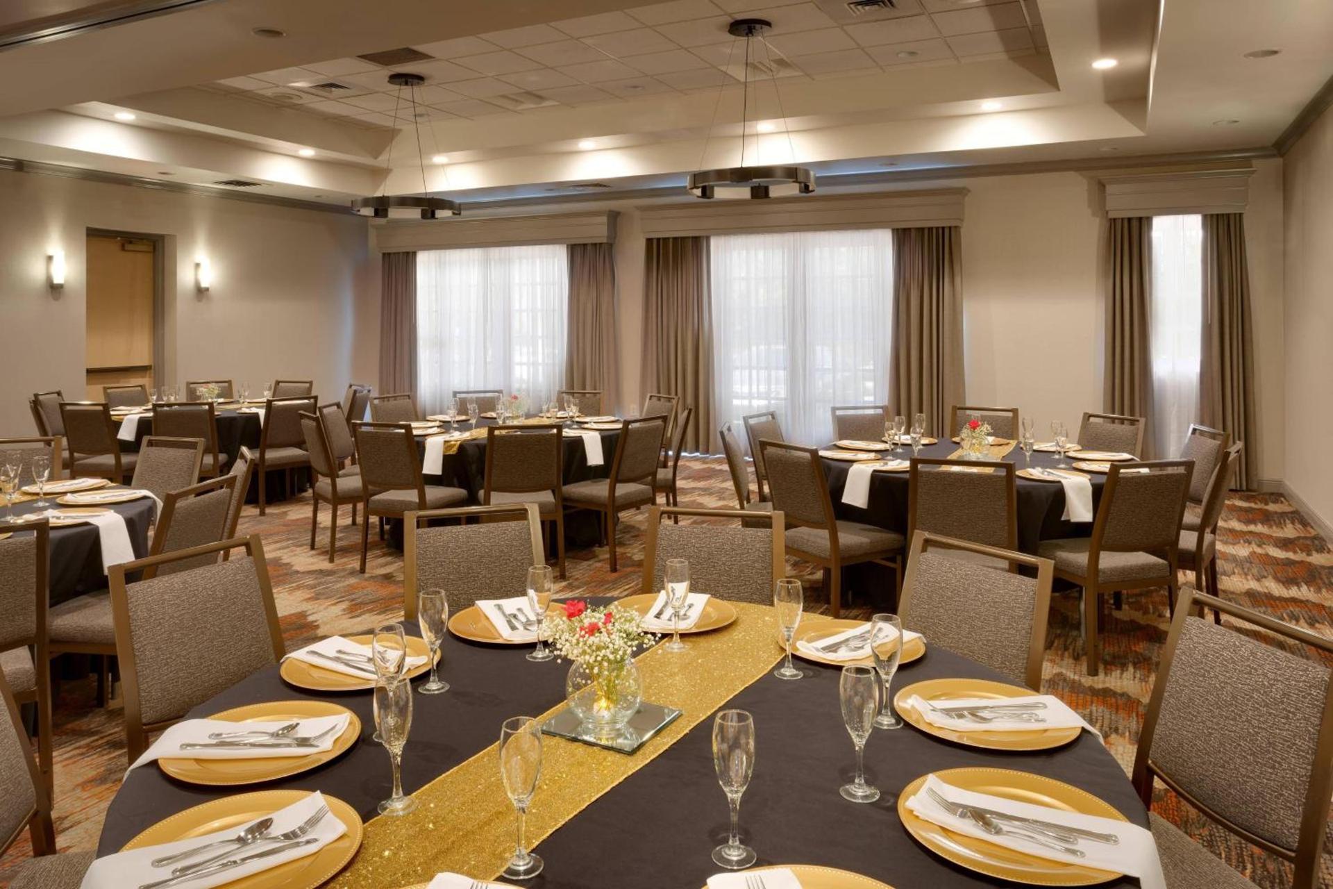 Courtyard by Marriott Albuquerque photo 35