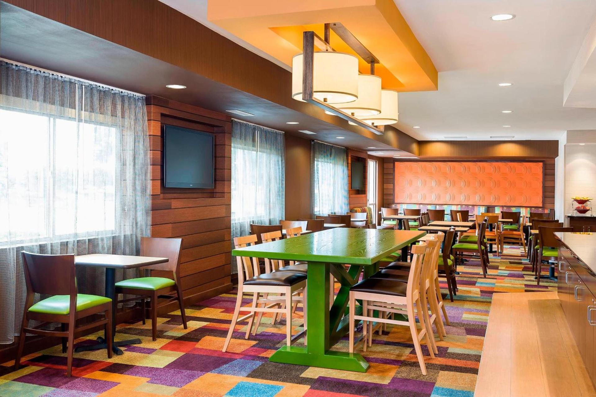 Fairfield Inn & Suites Dallas Park Central photo 14