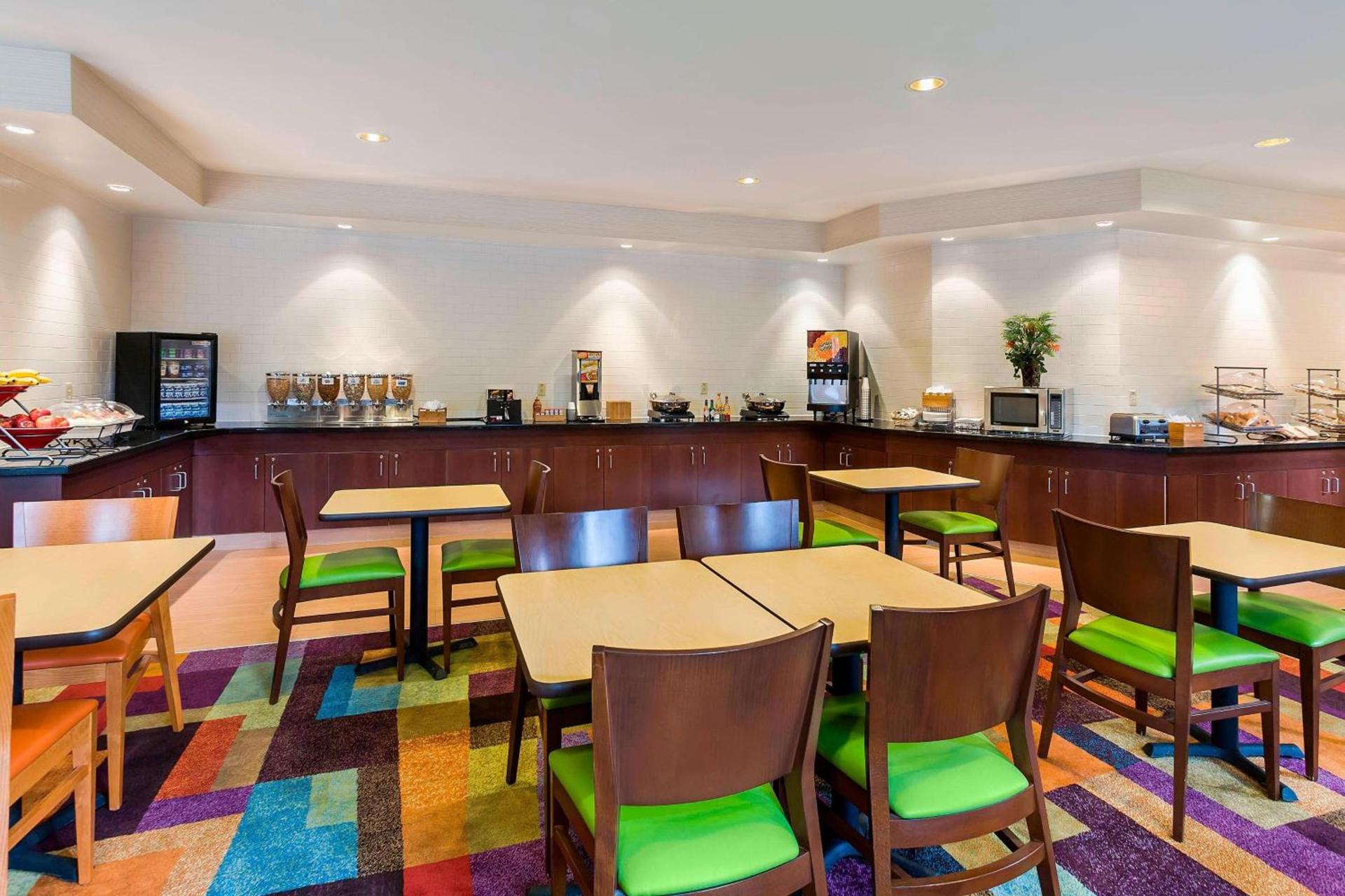 Fairfield Inn & Suites Dallas Park Central photo 15