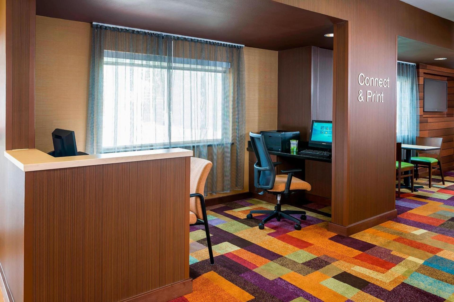Fairfield Inn & Suites Dallas Park Central photo 11
