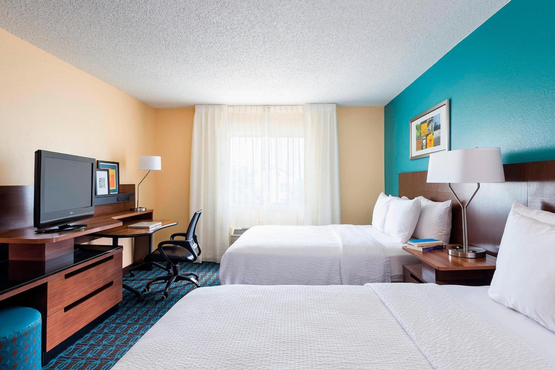 Fairfield Inn & Suites Dallas Park Central photo 6