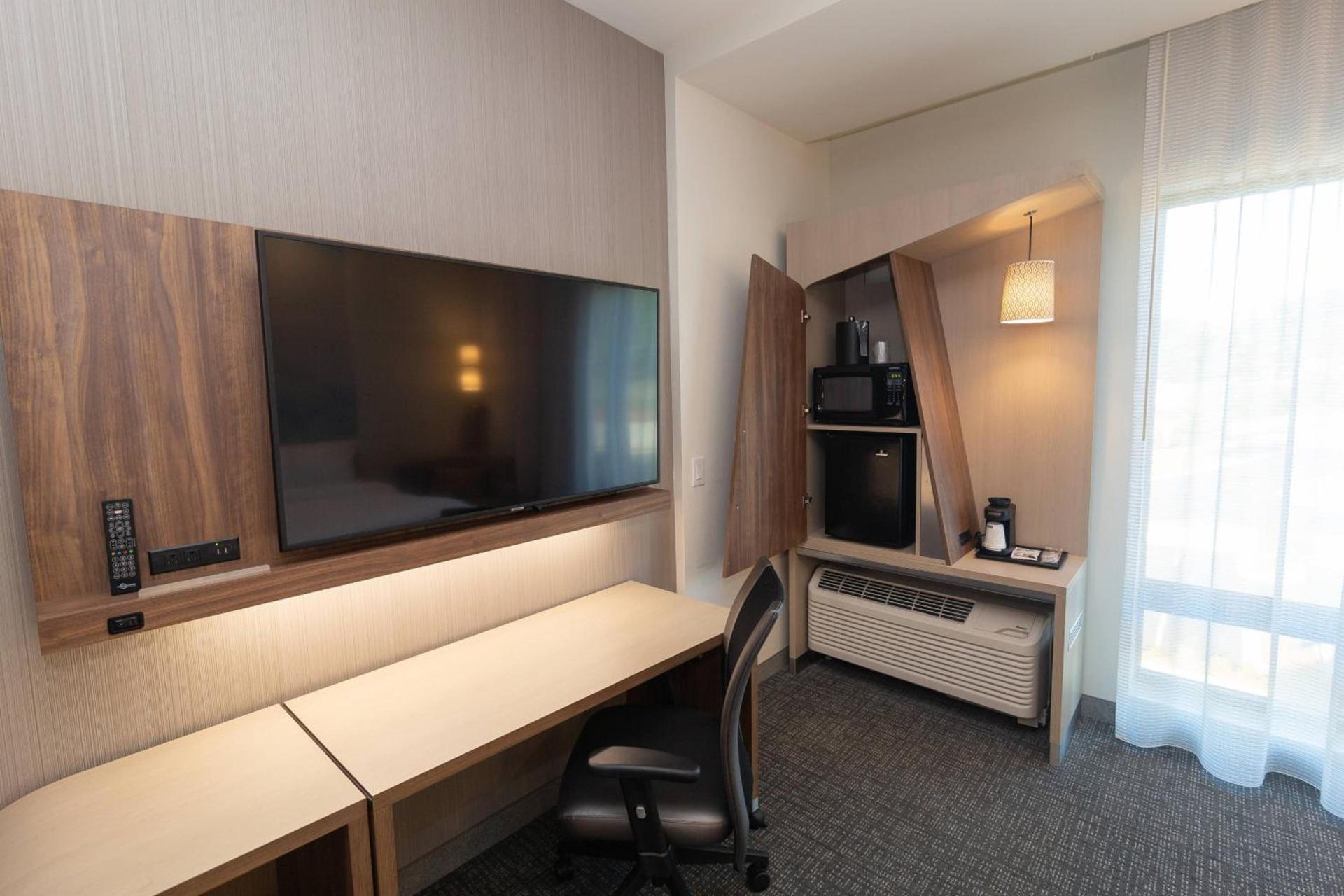 Courtyard by Marriott Cartersville photo 11
