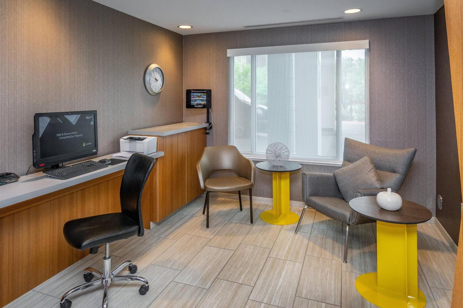 SpringHill Suites Anchorage Midtown photo 17