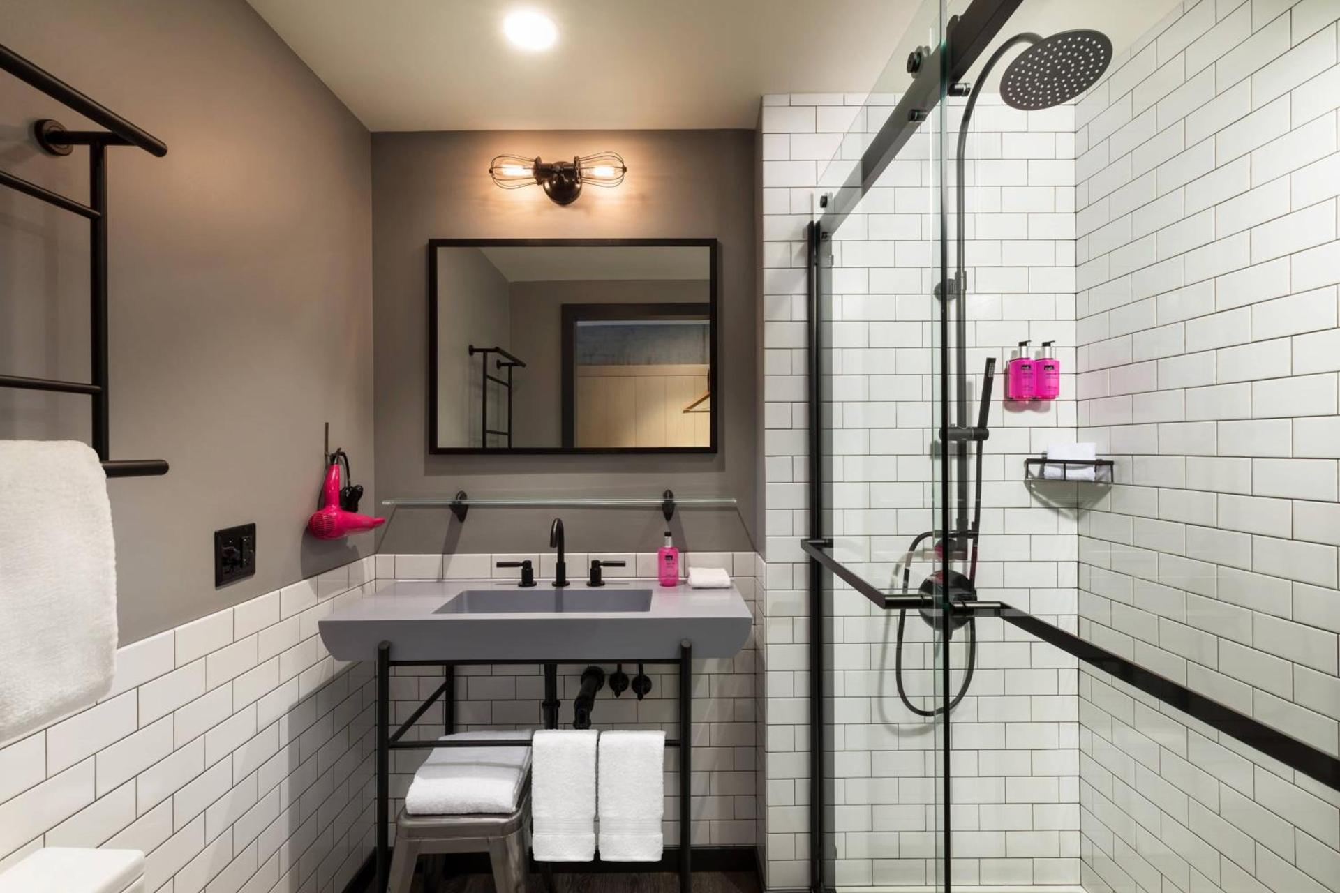 Moxy Boston Downtown photo 33