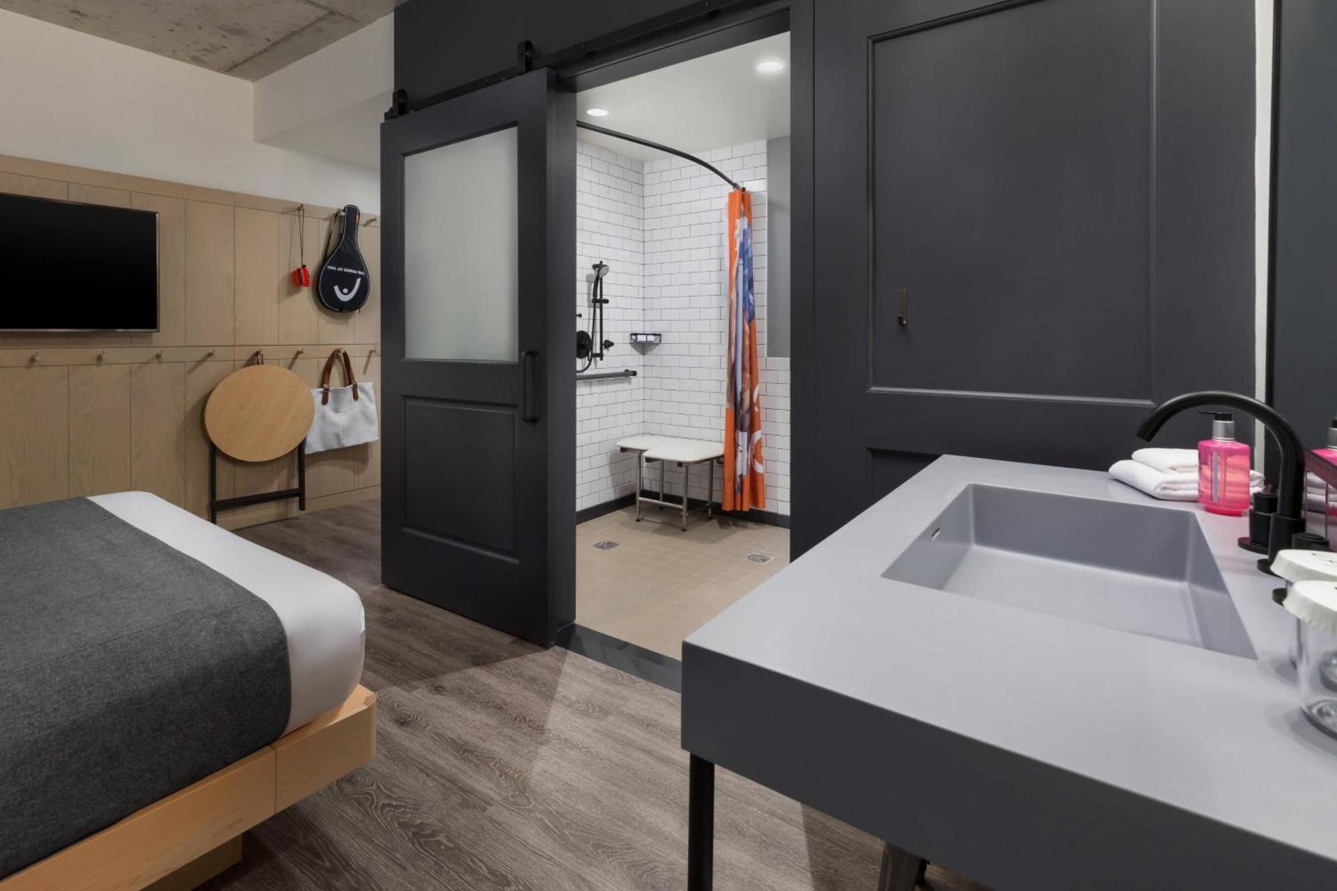 Moxy Boston Downtown photo 35