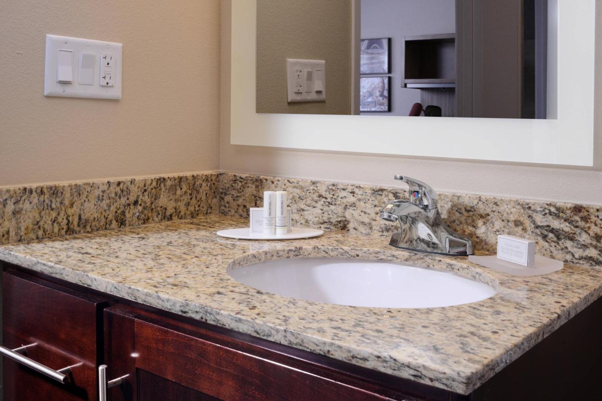 TownePlace Suites by Marriott Laredo photo 8
