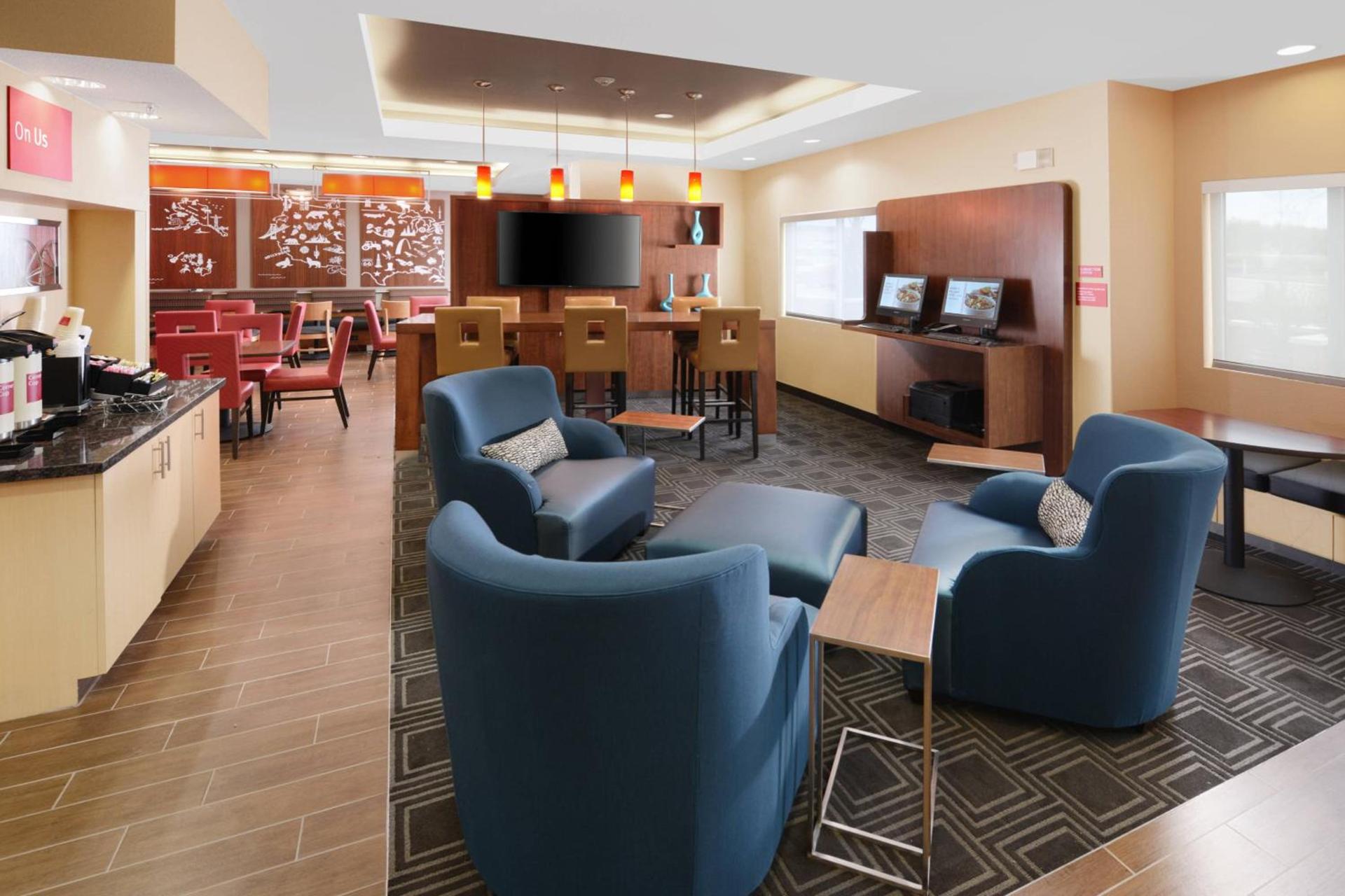 TownePlace Suites by Marriott Laredo photo 3