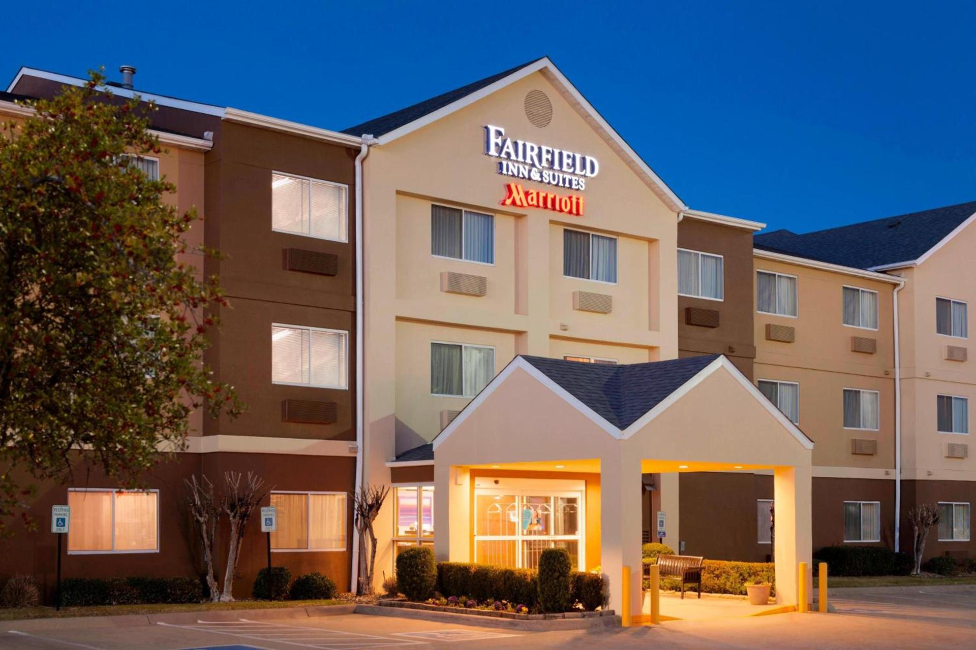 Fairfield Inn & Suites Longview photo 1