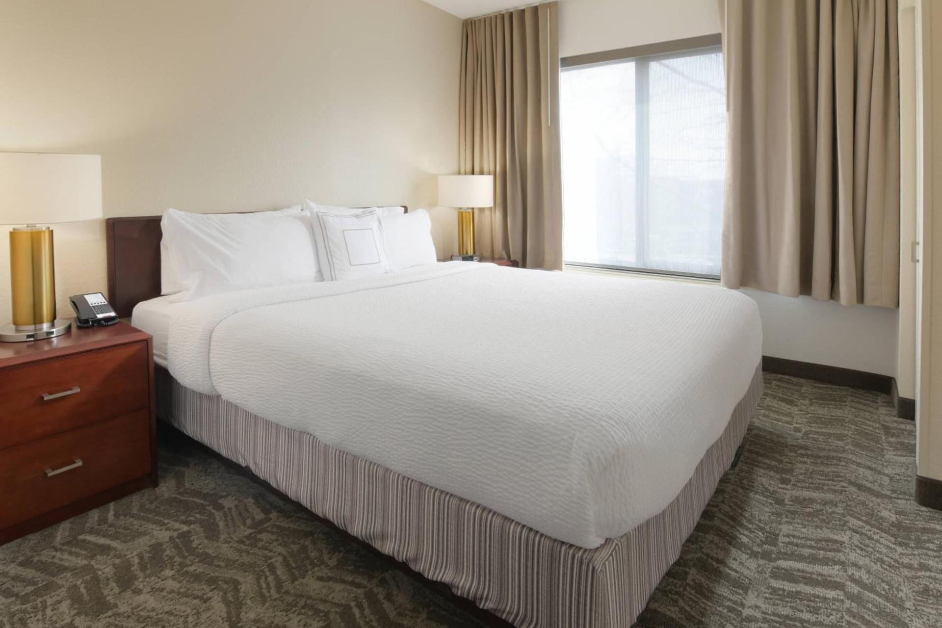 SpringHill Suites Dallas Addison/Quorum Drive photo 5